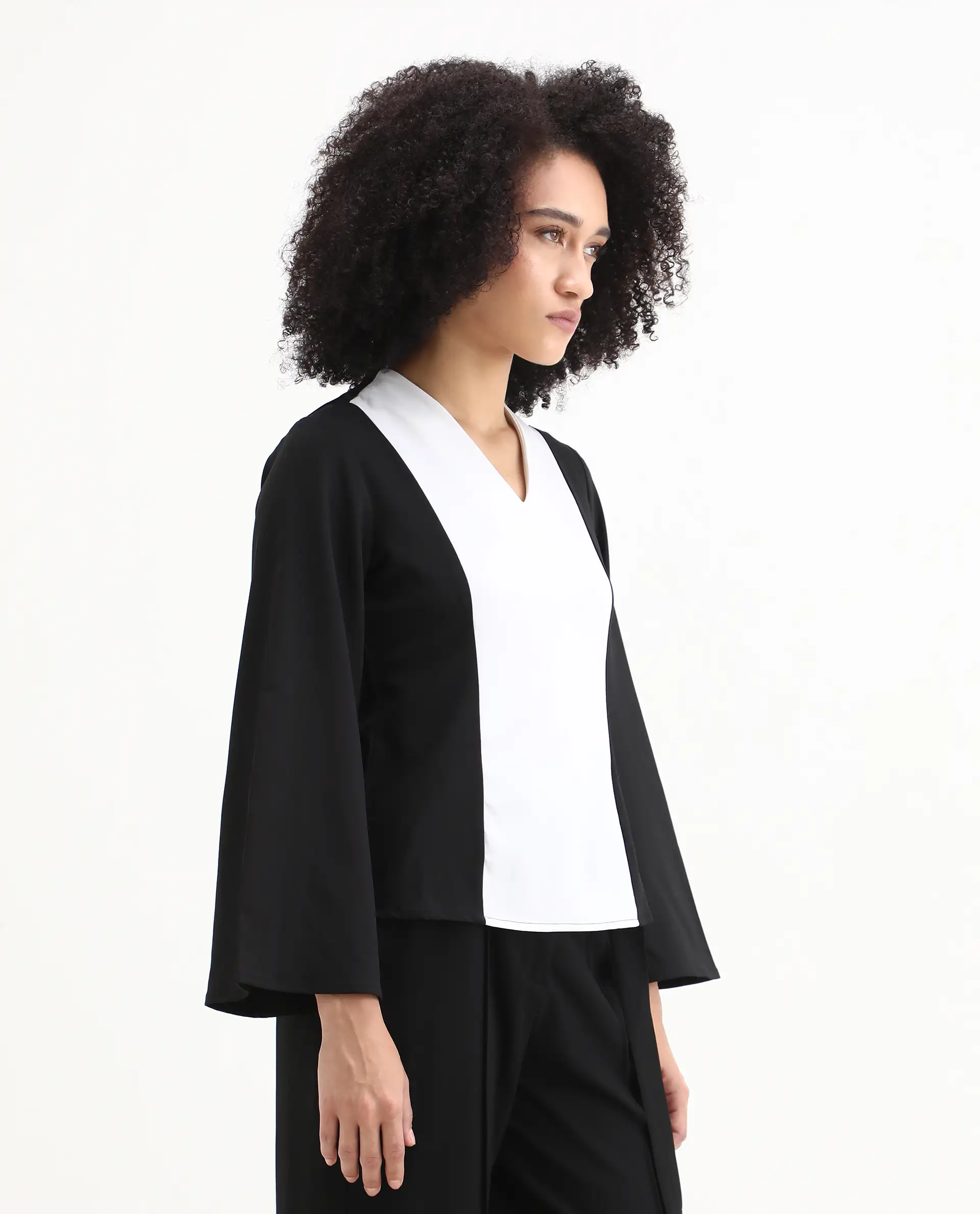 Rareism Women's Sanchiyi Black Twill V-Neck Color Block Regular Fitted Top - Image 6