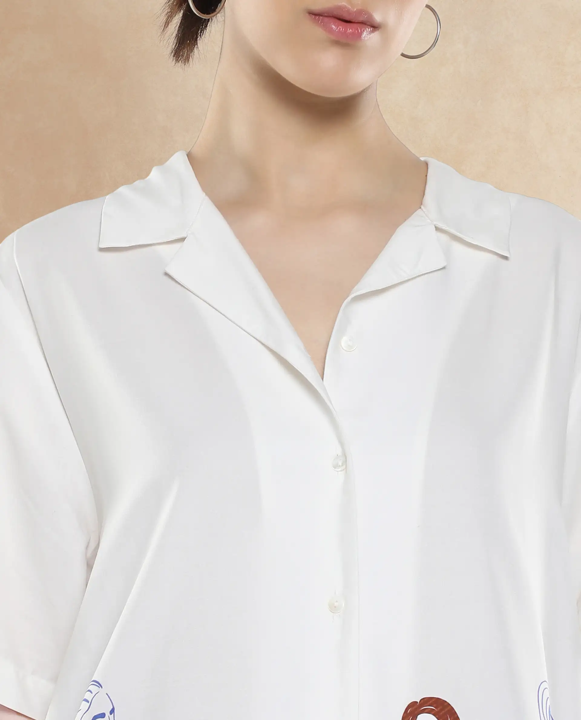 Rareism Women's Sandy Off White Viscose Spread Collar Abstract Print Relaxed Fit Top - Image 2