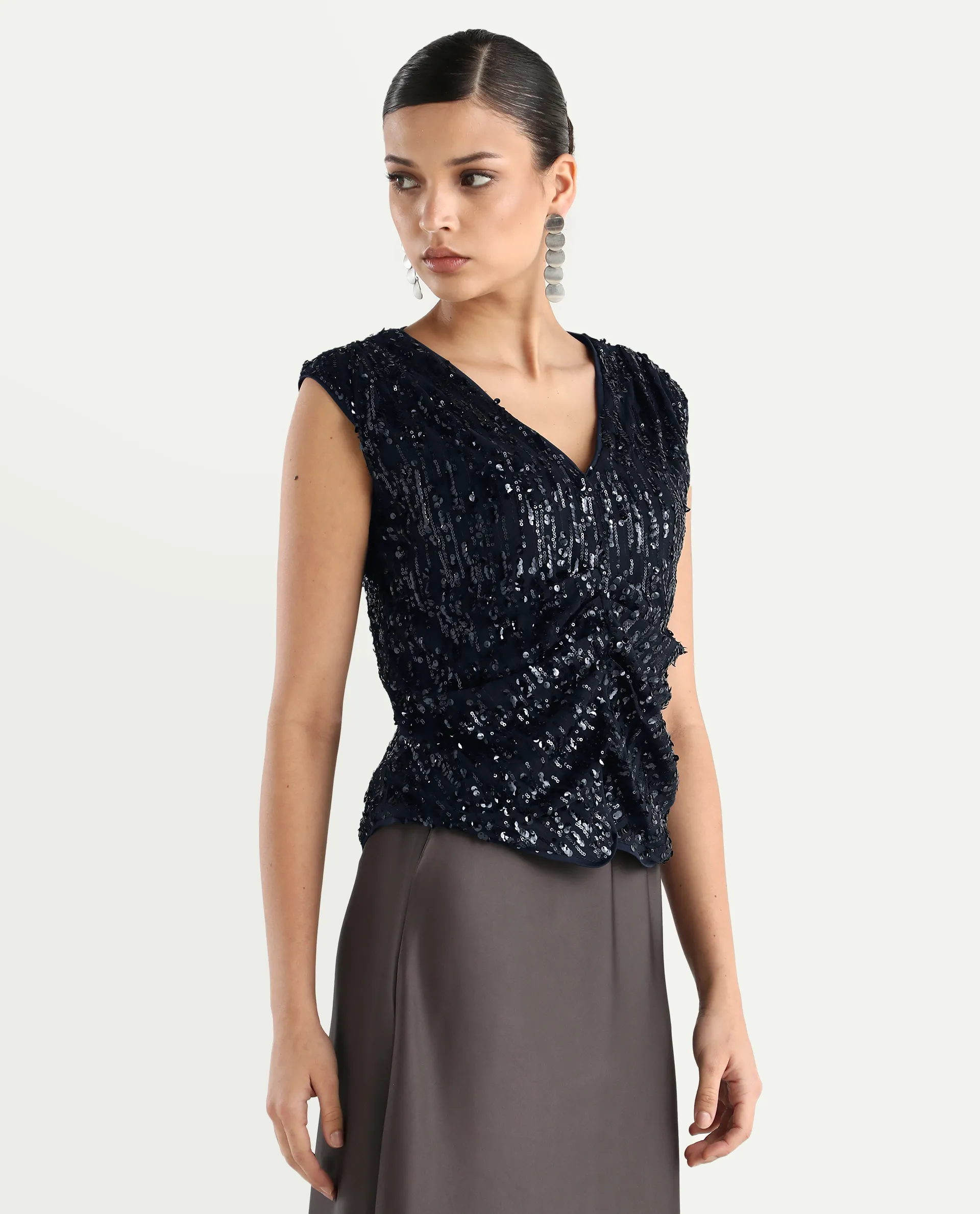 Rareism Women's Saot Metallic Navy Knit V-Neck Plain Sleeveless Regular Fitted Top - Image 6