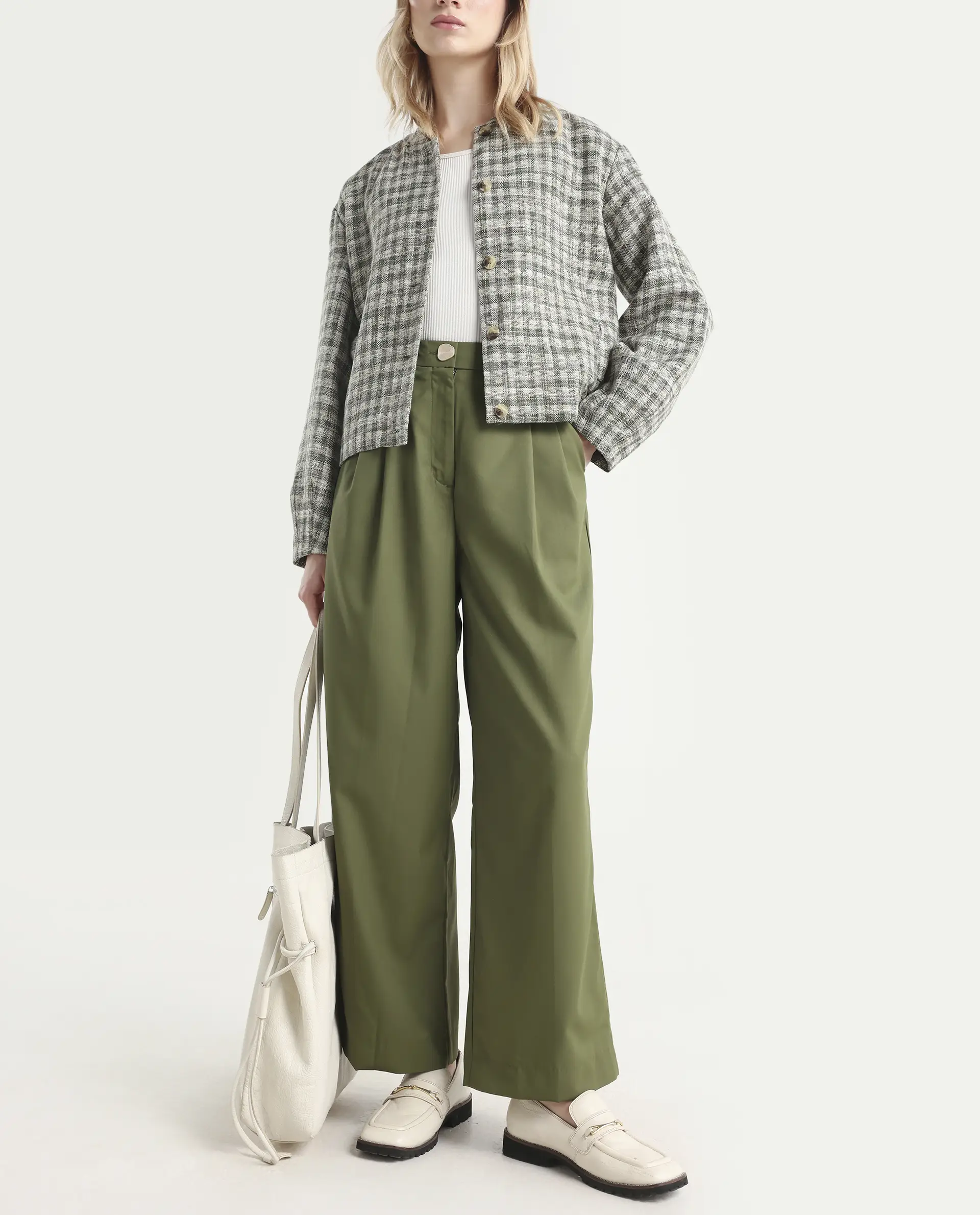 Rareism Women's Sarin Olive Polyester Blend Plain Ankle Length Wide Trouser - Image 2