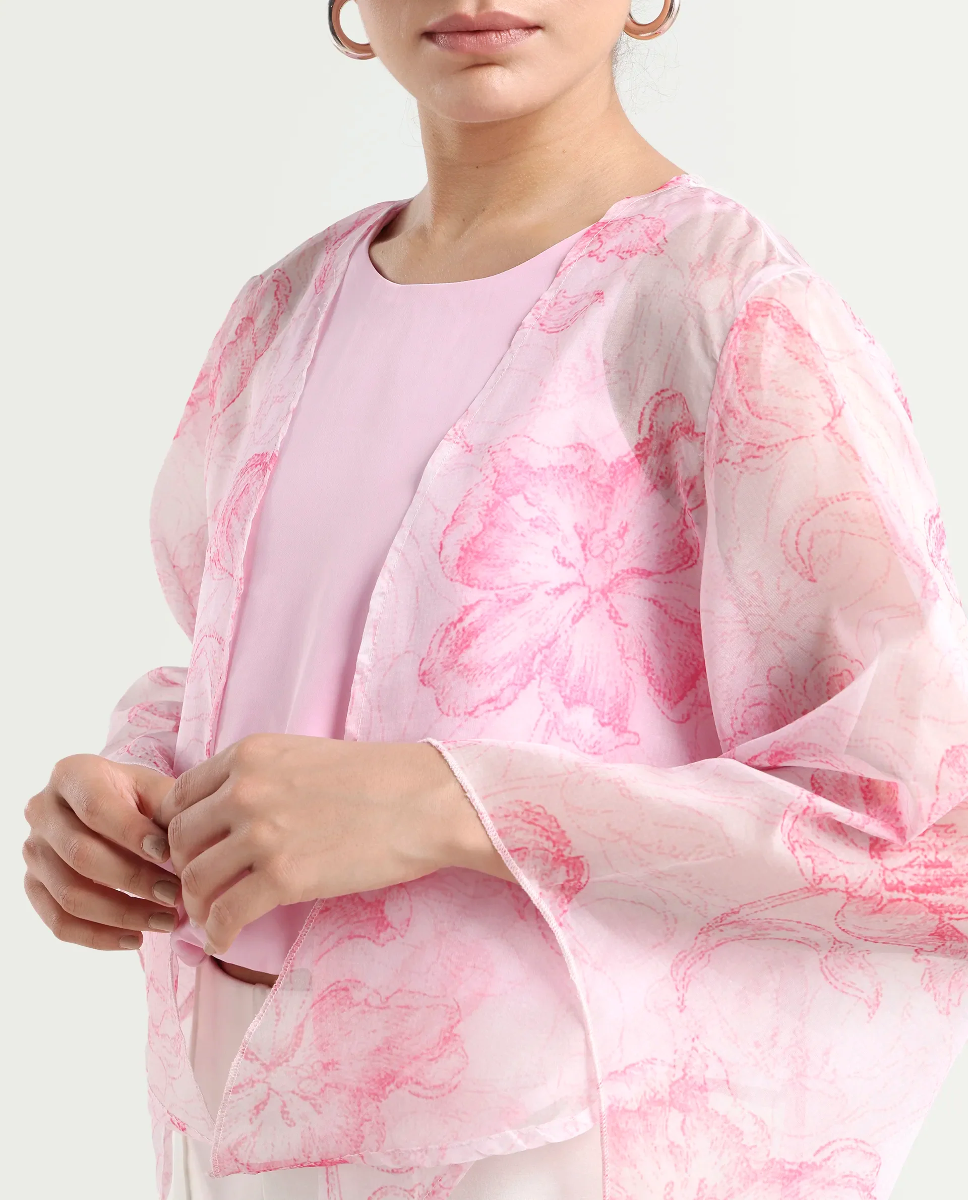 Rareism Women's Savona Multi Polyester Collarless Abstract Print Flared Sleeve Relaxed Fit Shrug - Image 4