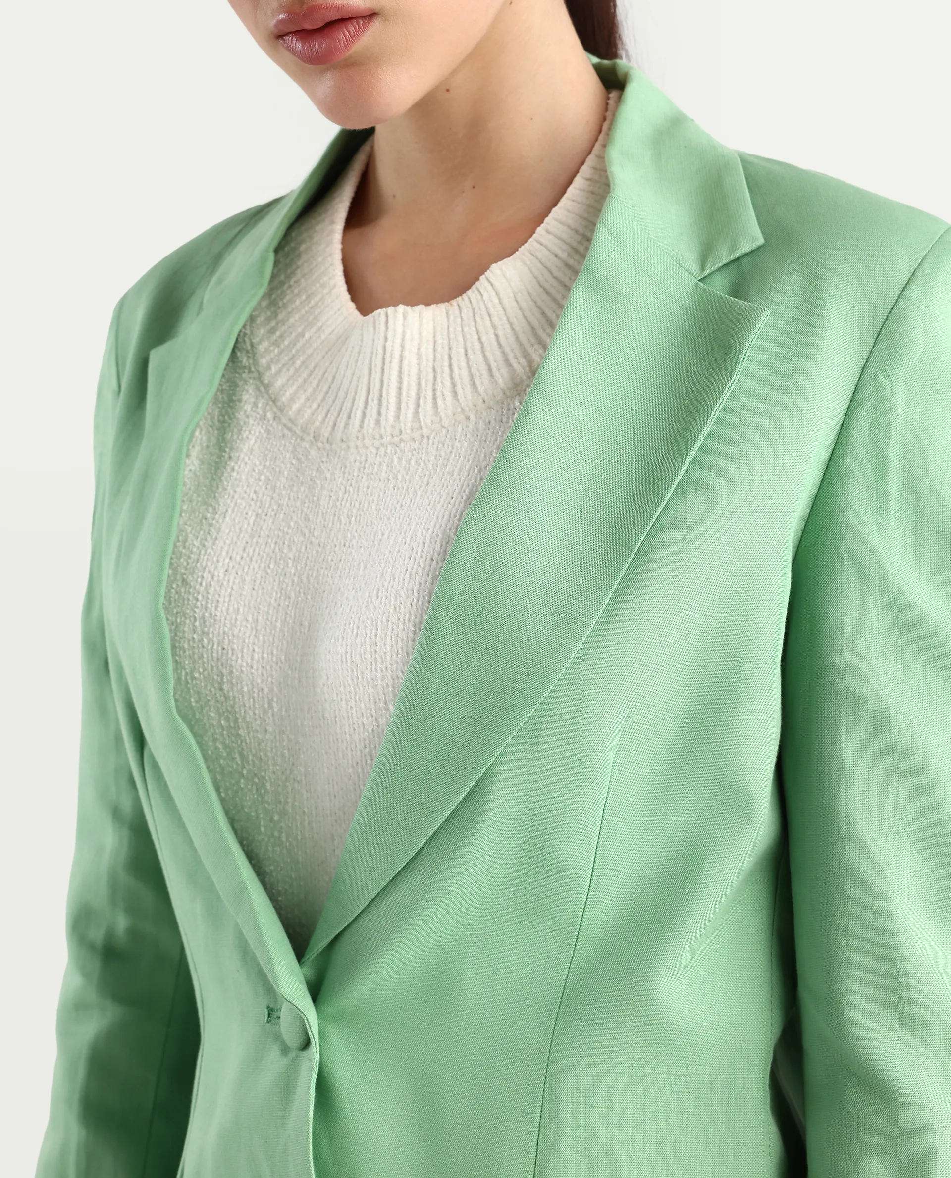 Rareism Women's Savriko Green Linen Lapel Neck Plain Regular Fit Blazer - Image 4