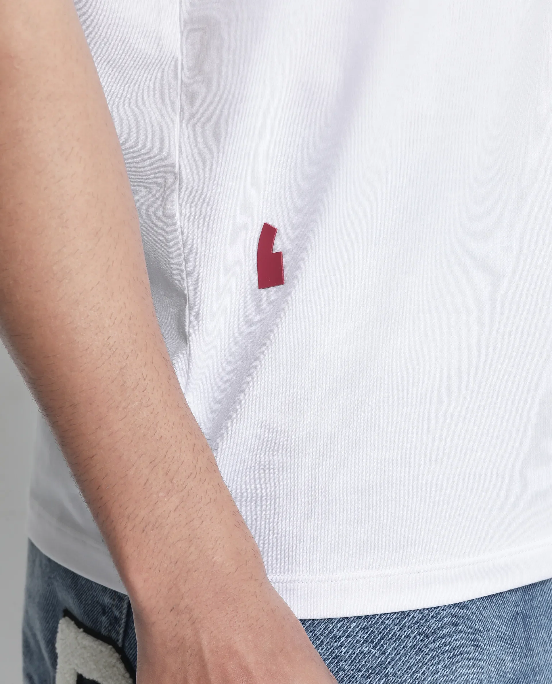 Rare Rabbit Men's Saw White Cotton Blend Label Print Regular Fit Half Sleeve Crew Neck T-Shirt - Image 4