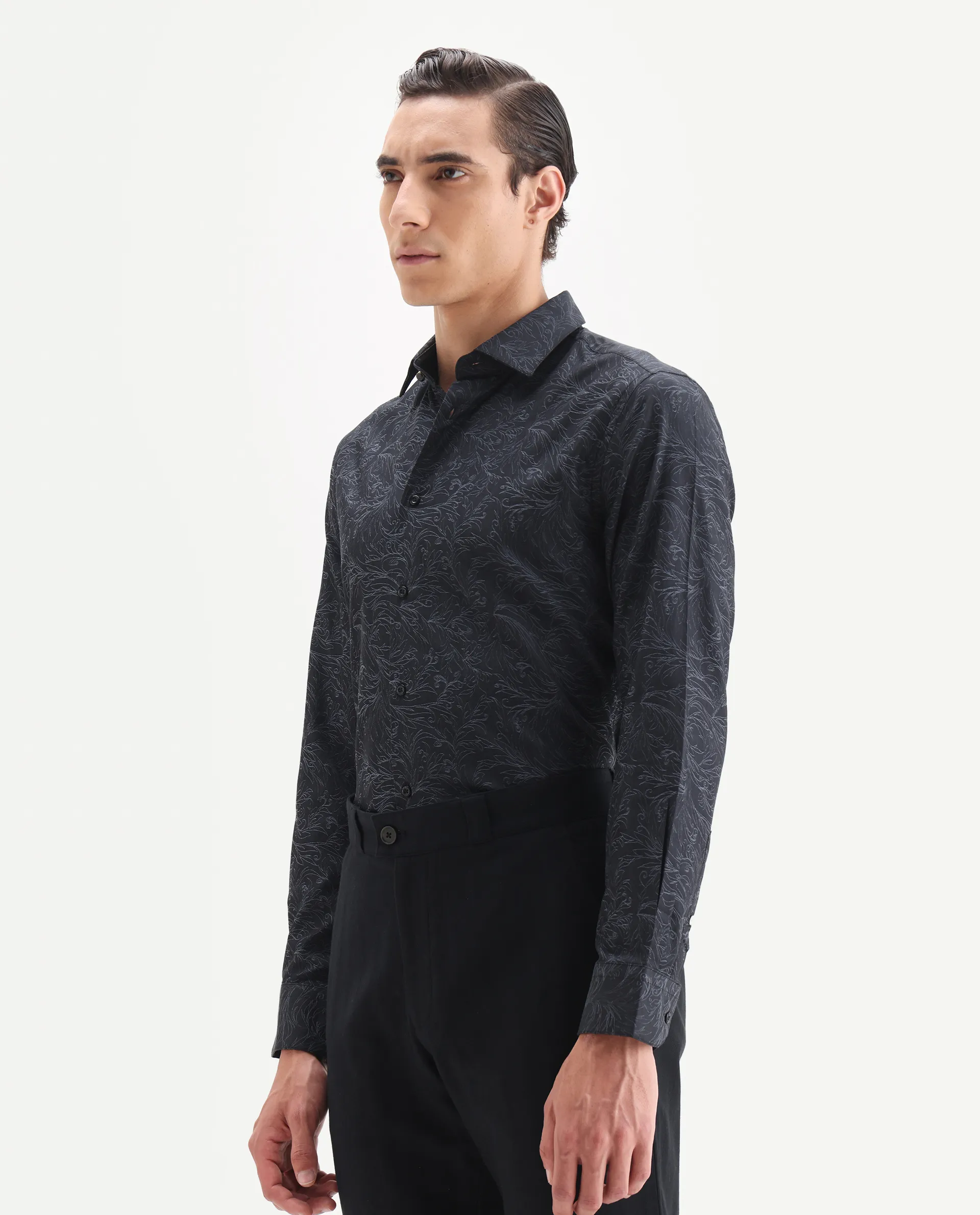 Rare Rabbit Men's Seld Dusky Purple Cotton Blend Spread Collar Regular Fit Jacquard Shirt - Image 5