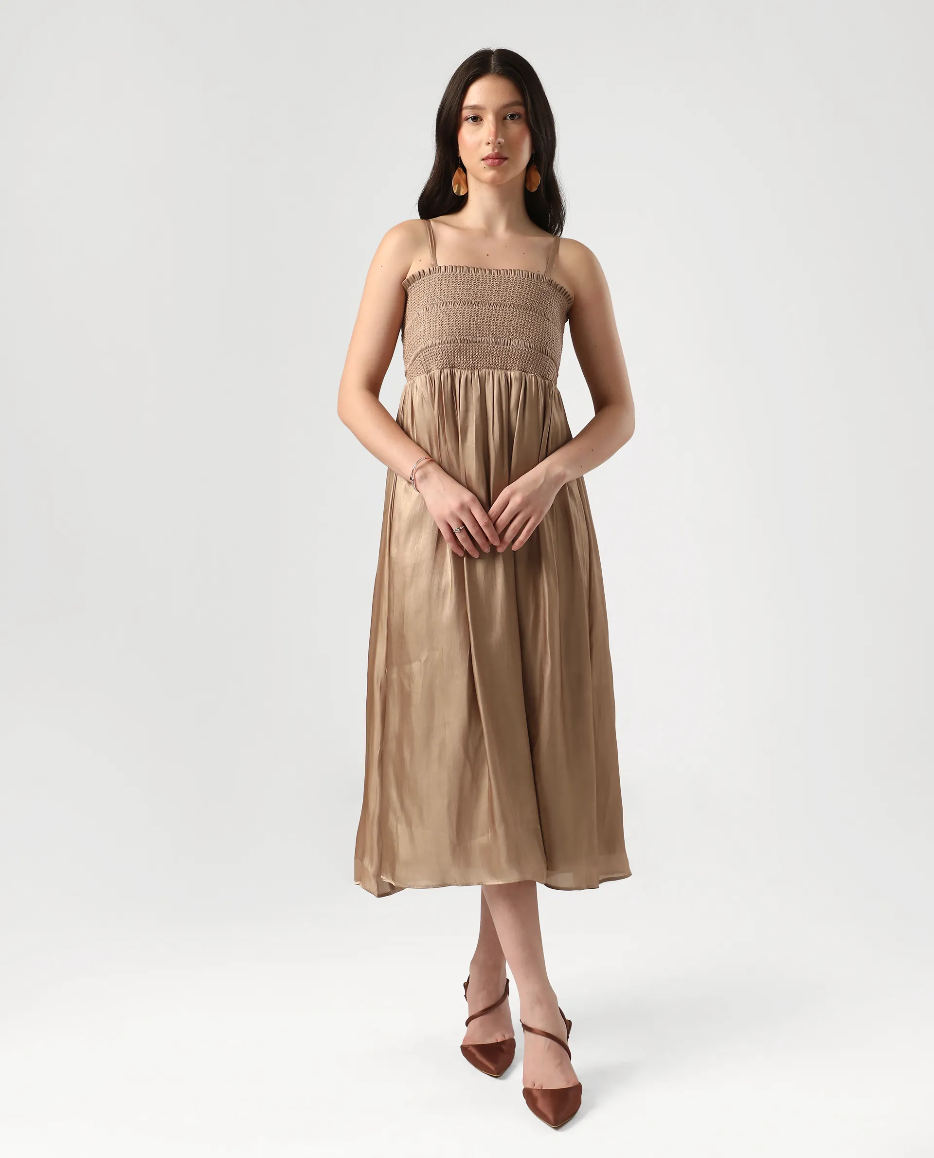 Rareism Women's Sem Gold Polyester Off Shoulder Plain Sleeveless Midi Fit And Flare Dress - Image 2