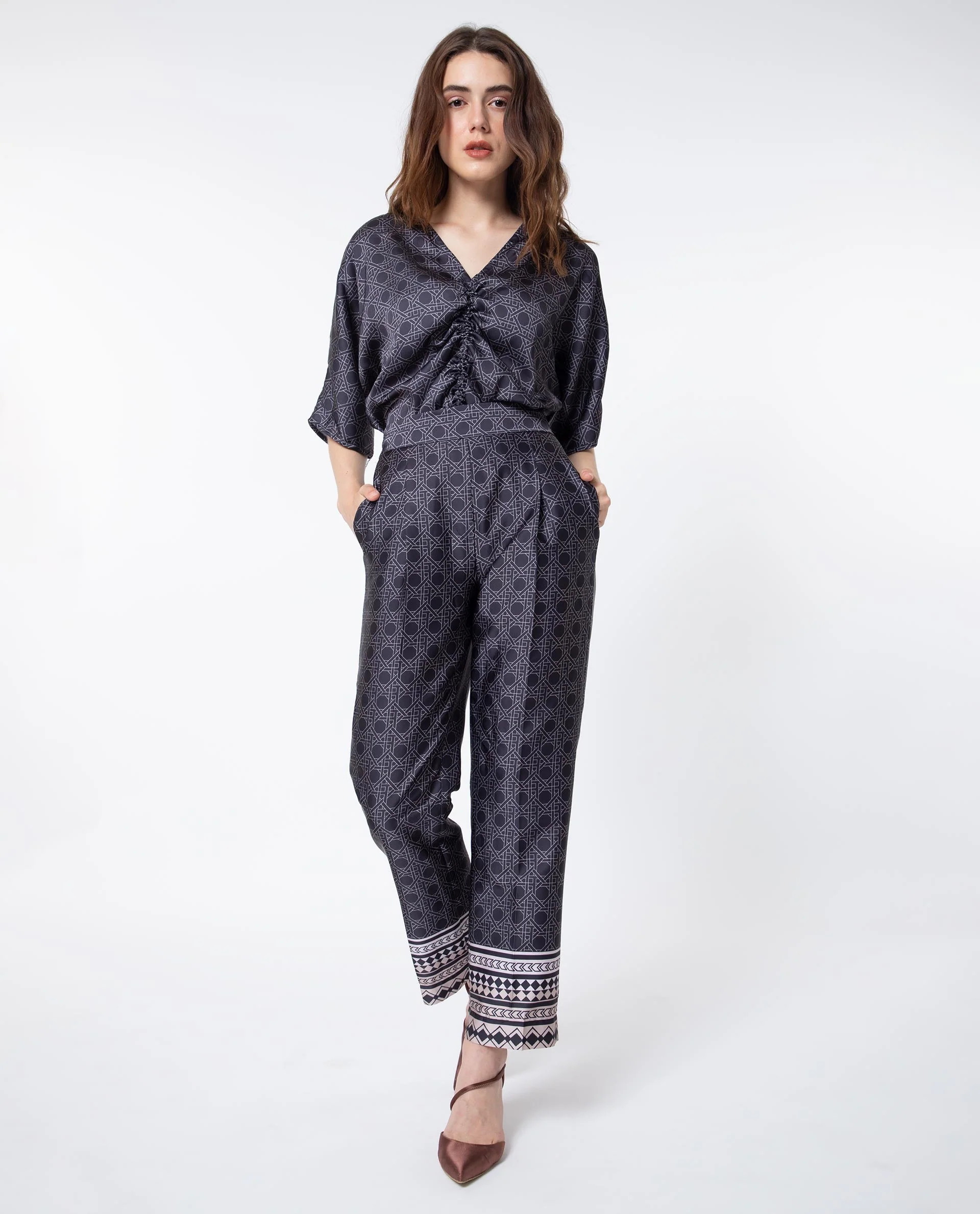 Rareism Women's Sepiat Dark Black Polyester Geometric Print Ankle Length Relaxed Fit Trouser