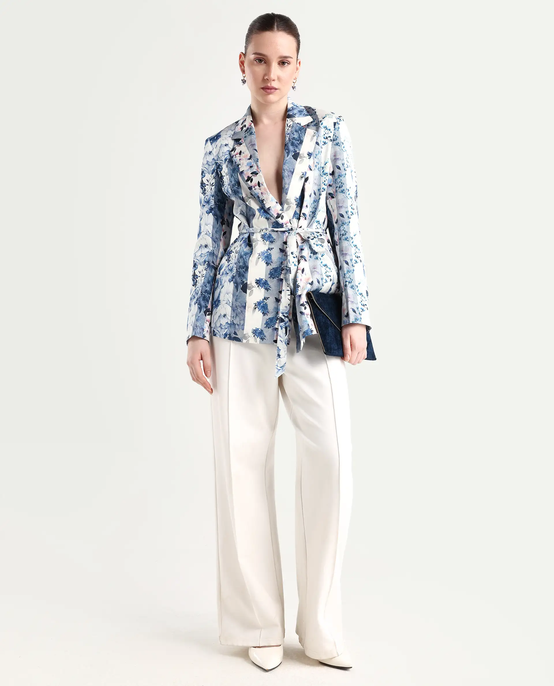 Rareism Women's Shabella Blue Polyester Lapel Neck Floral Print Tailored Blazer - Image 2