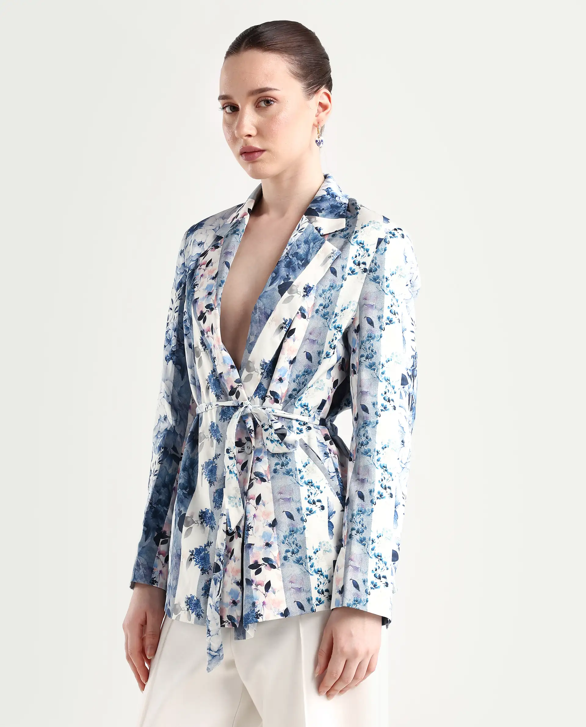 Rareism Women's Shabella Blue Polyester Lapel Neck Floral Print Tailored Blazer - Image 5