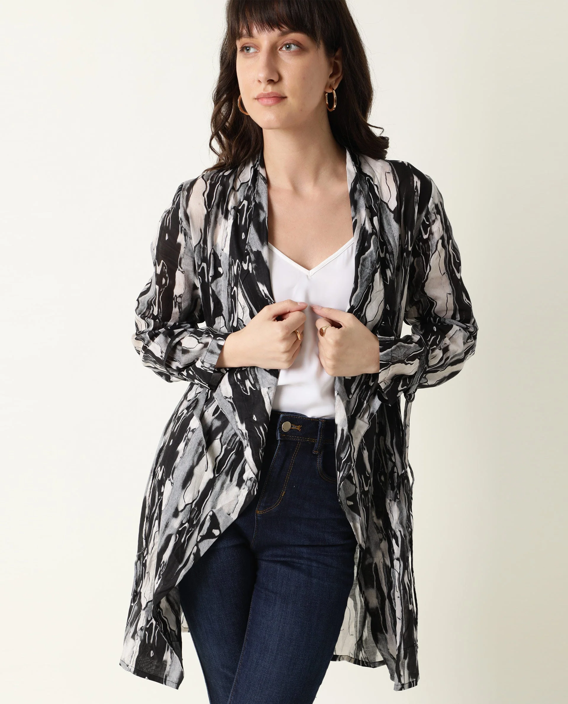 Rareism Women's Shake Black Cotton Collarless Relaxed Fit Outer Wear - Image 4