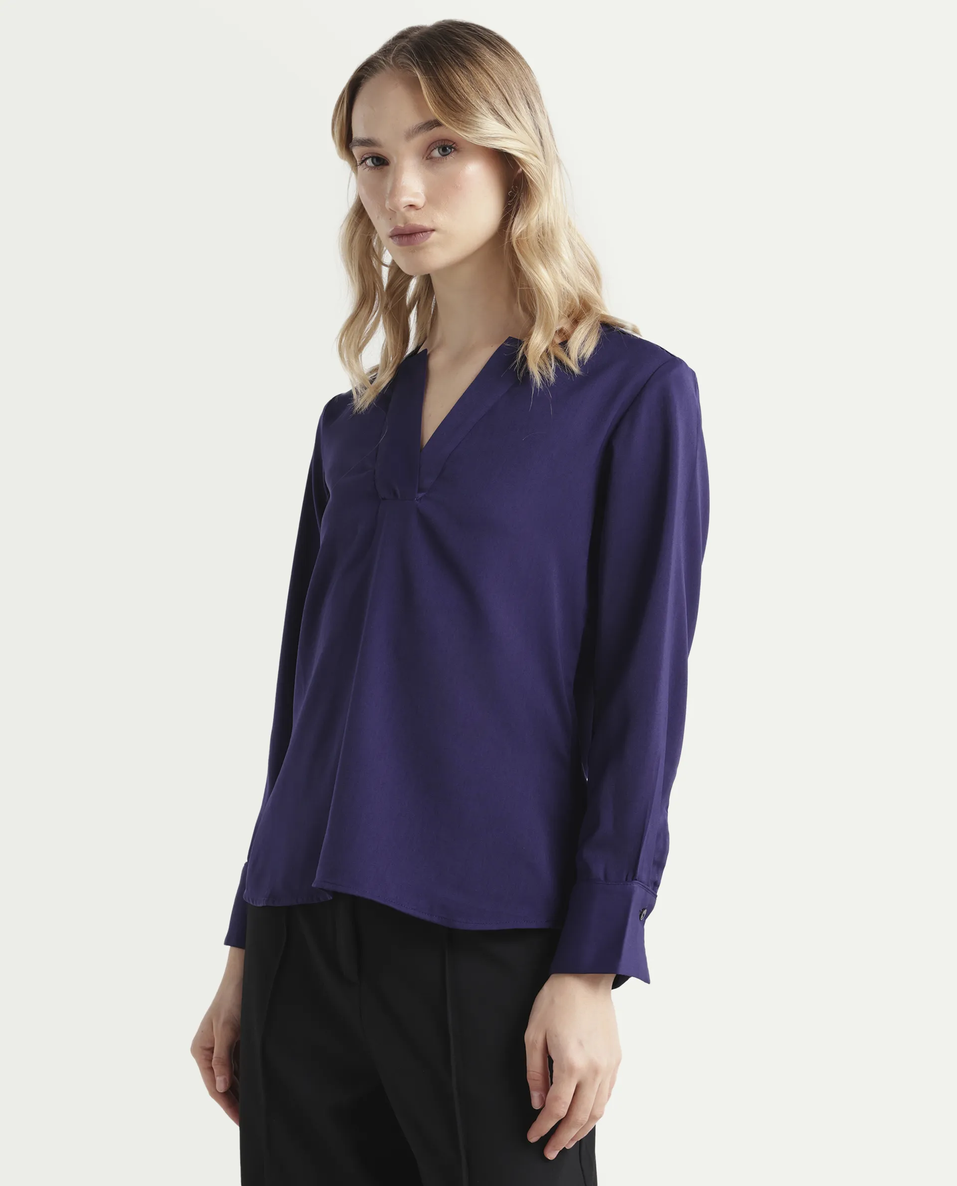 Rareism Women's Shami Navy Polyester V-Neck Plain Cuffed Sleeve Regular Fit Top - Image 5