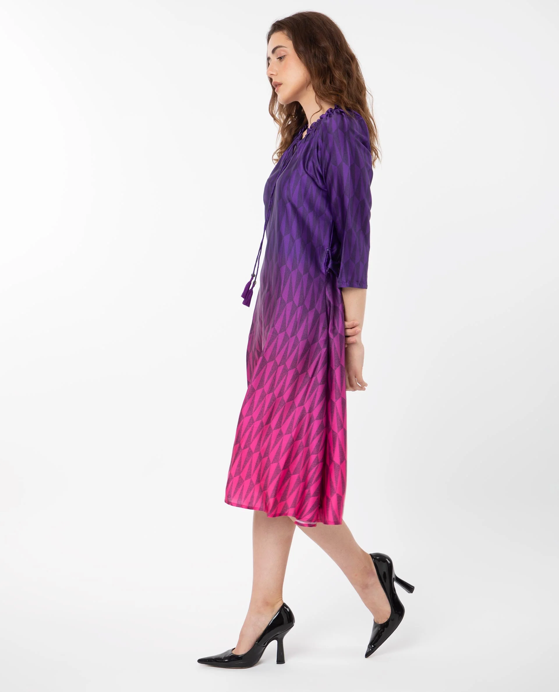 Rareism Women's Shaw Pink Polyester Tie-Up Neck Ombre Knee Length Regular Fit Dress - Image 9