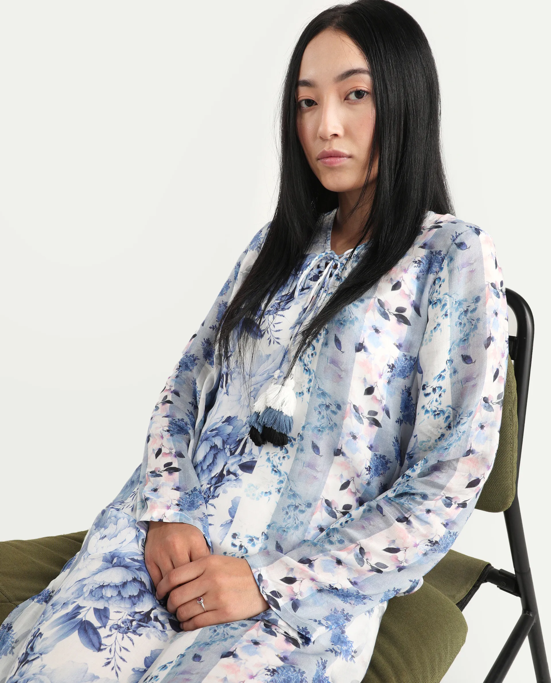 Rareism Women's Shay Blue Modal Tie-Up Neck Floral Print Knee Length Relaxed Fit Shrug - Image 3