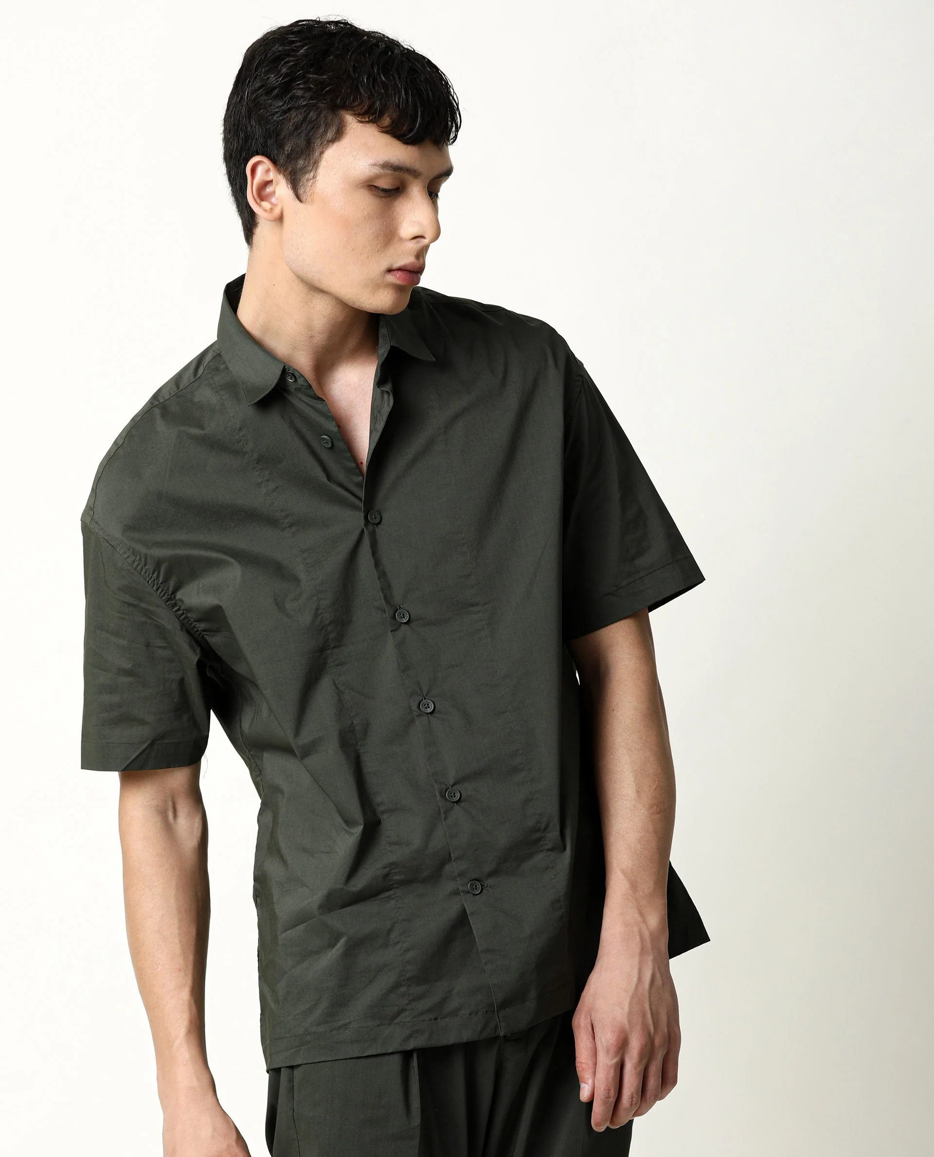 Rare Rabbit Men's Shibuya Olive Cotton Plain Regular Fit Half Sleeve Collared Shirt - Image 4