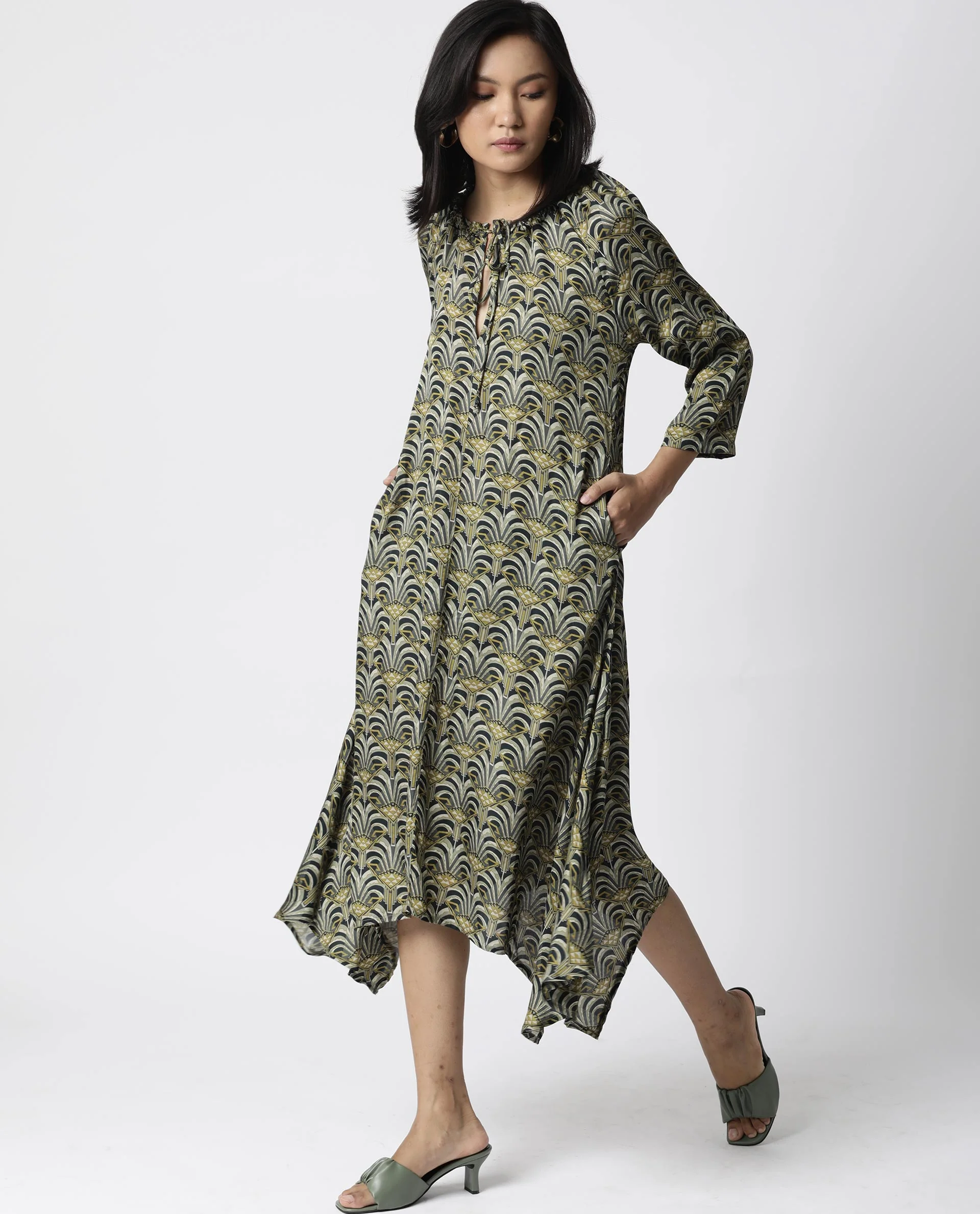 Rareism Women Shlok Green Dress Short Sleeves Printed - Image 4