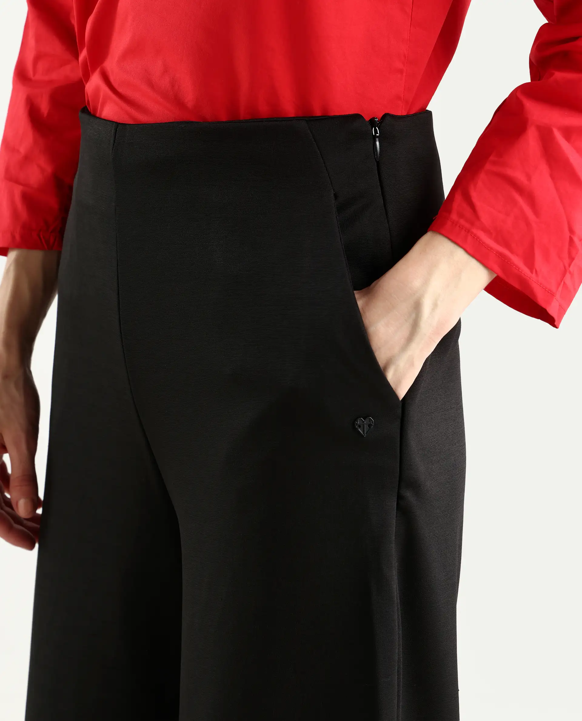 Rareism Women's Shoyo Black Polyester Plain Midi Flared Trouser - Image 4