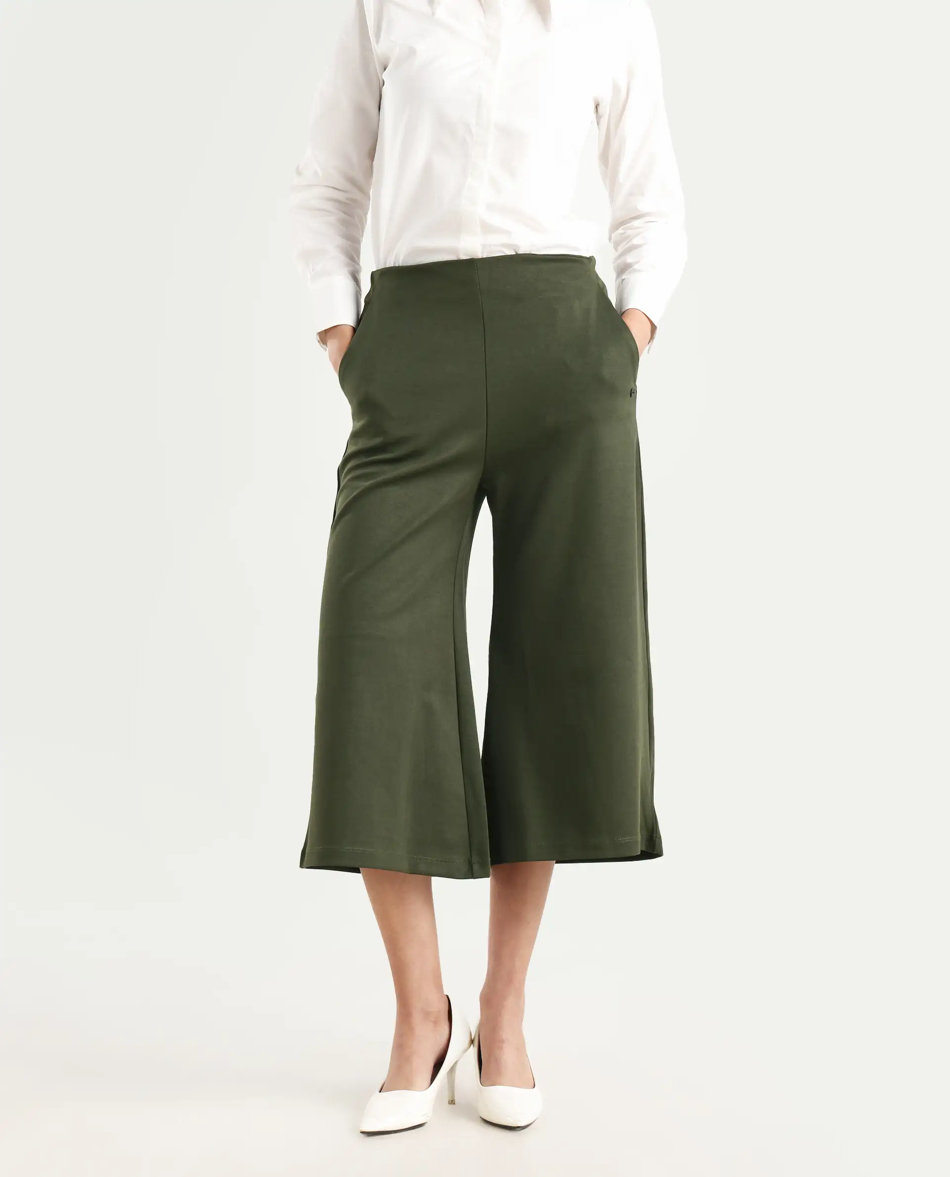 Rareism Women's Shoyo Dark Green Polyester Plain Midi Flared Trouser - Image 2