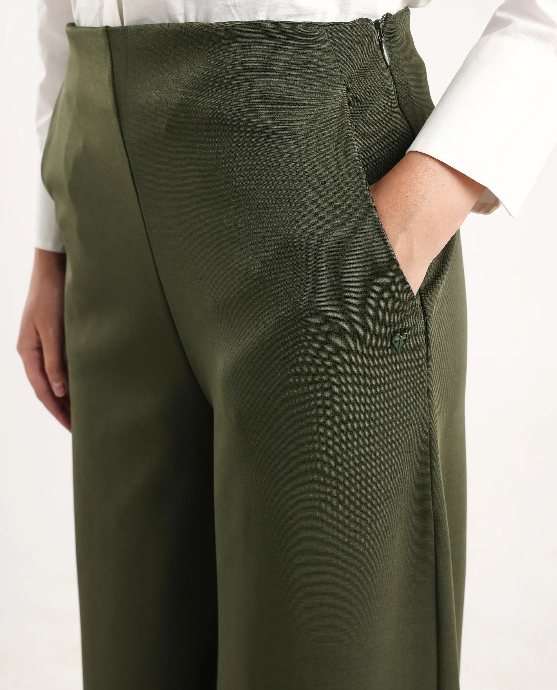 Rareism Women's Shoyo Dark Green Polyester Plain Midi Flared Trouser - Image 4