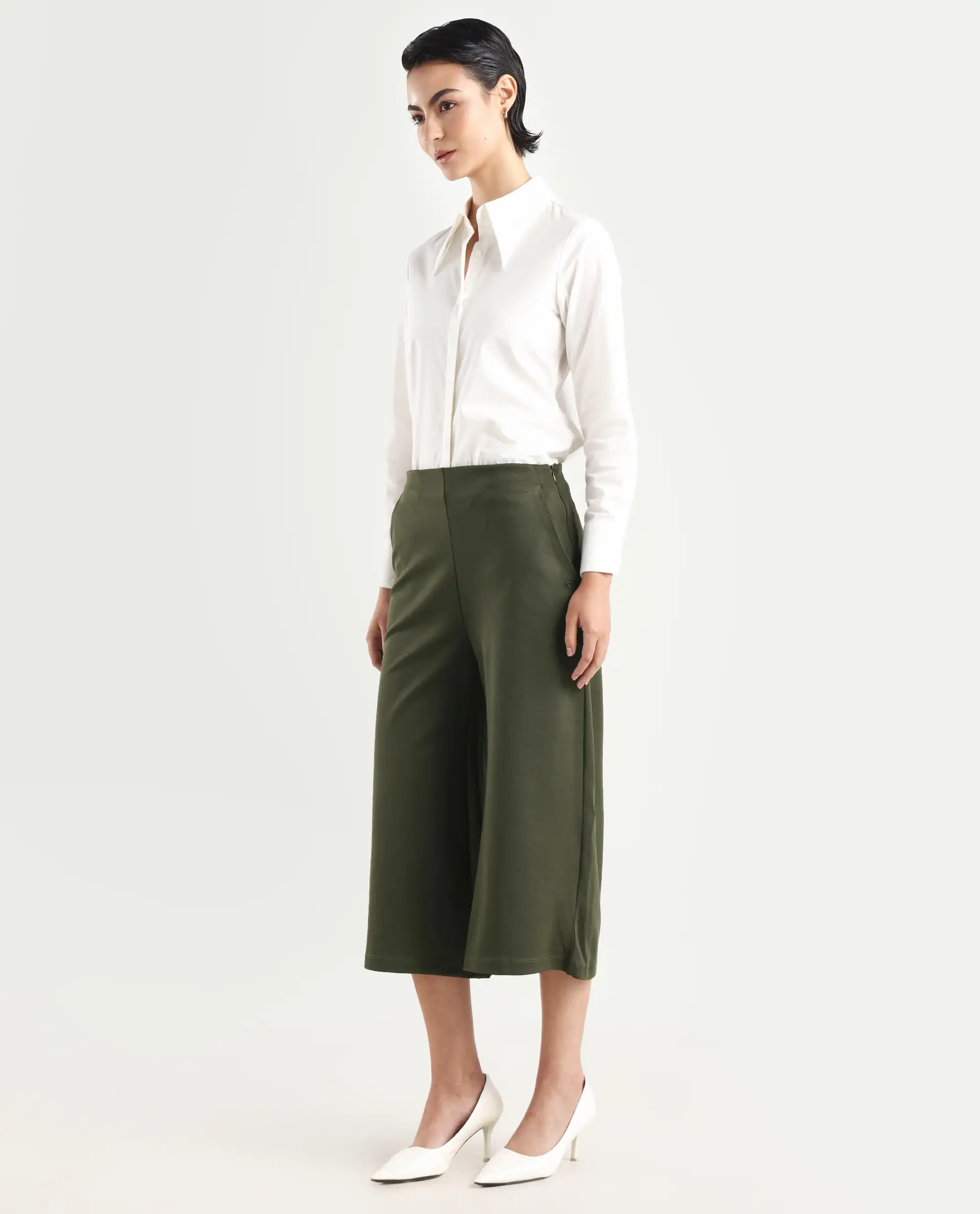 Rareism Women's Shoyo Dark Green Polyester Plain Midi Flared Trouser - Image 5