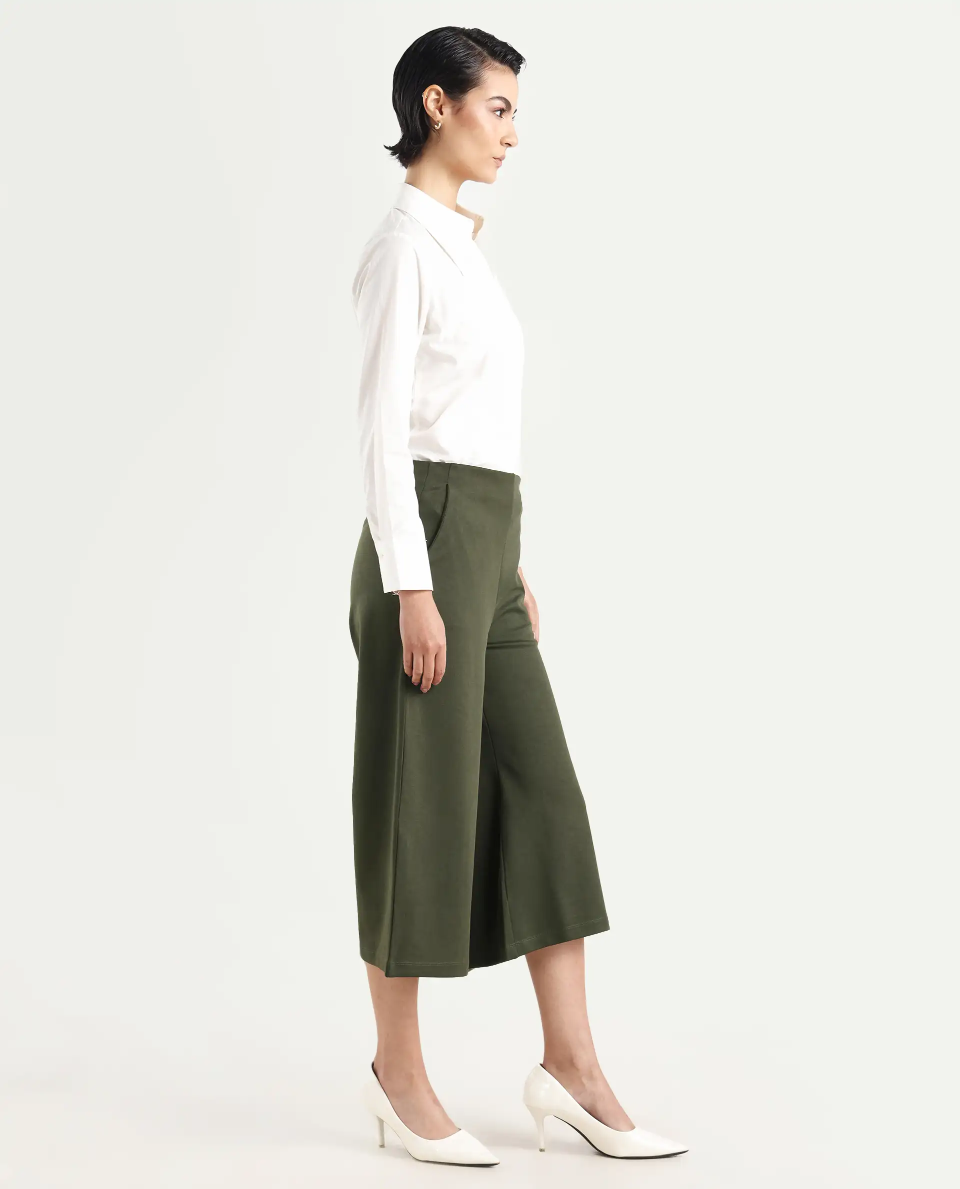 Rareism Women's Shoyo Dark Green Polyester Plain Midi Flared Trouser - Image 6