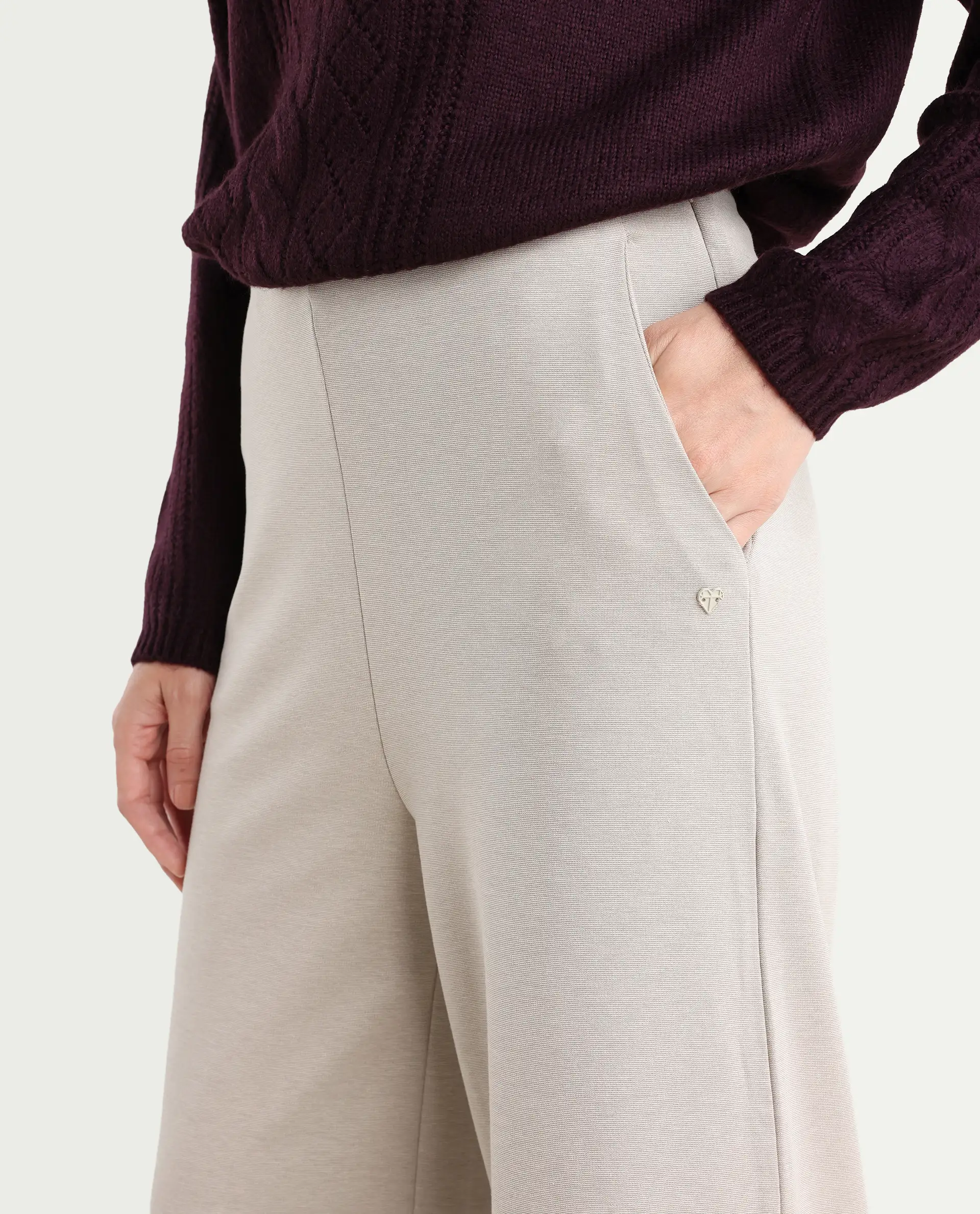 Rareism Women's Shoyon Beige Cotton Blend Plain Midi Wide Trouser - Image 4