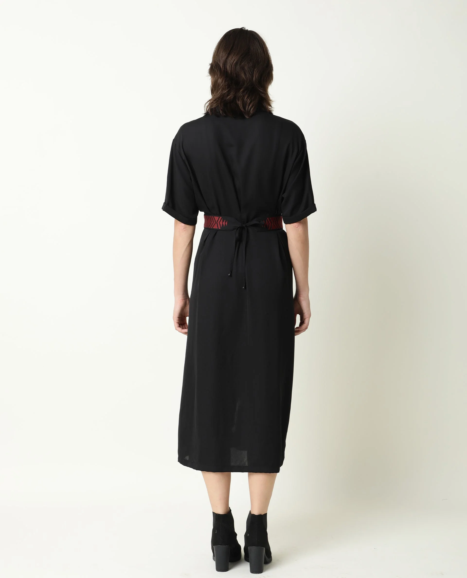 Rareism Women's Shroff Black Polyester Spread Collar Plain Midi Relaxed Fit Dress - Image 8