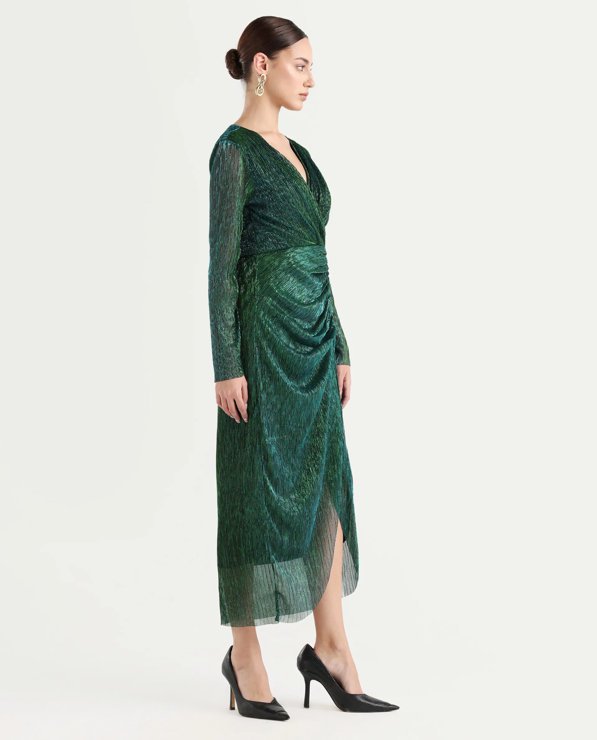Rareism Women's Siga Metalic Green Polyester Blend V-Neck Shimmer Maxi Dress - Image 6