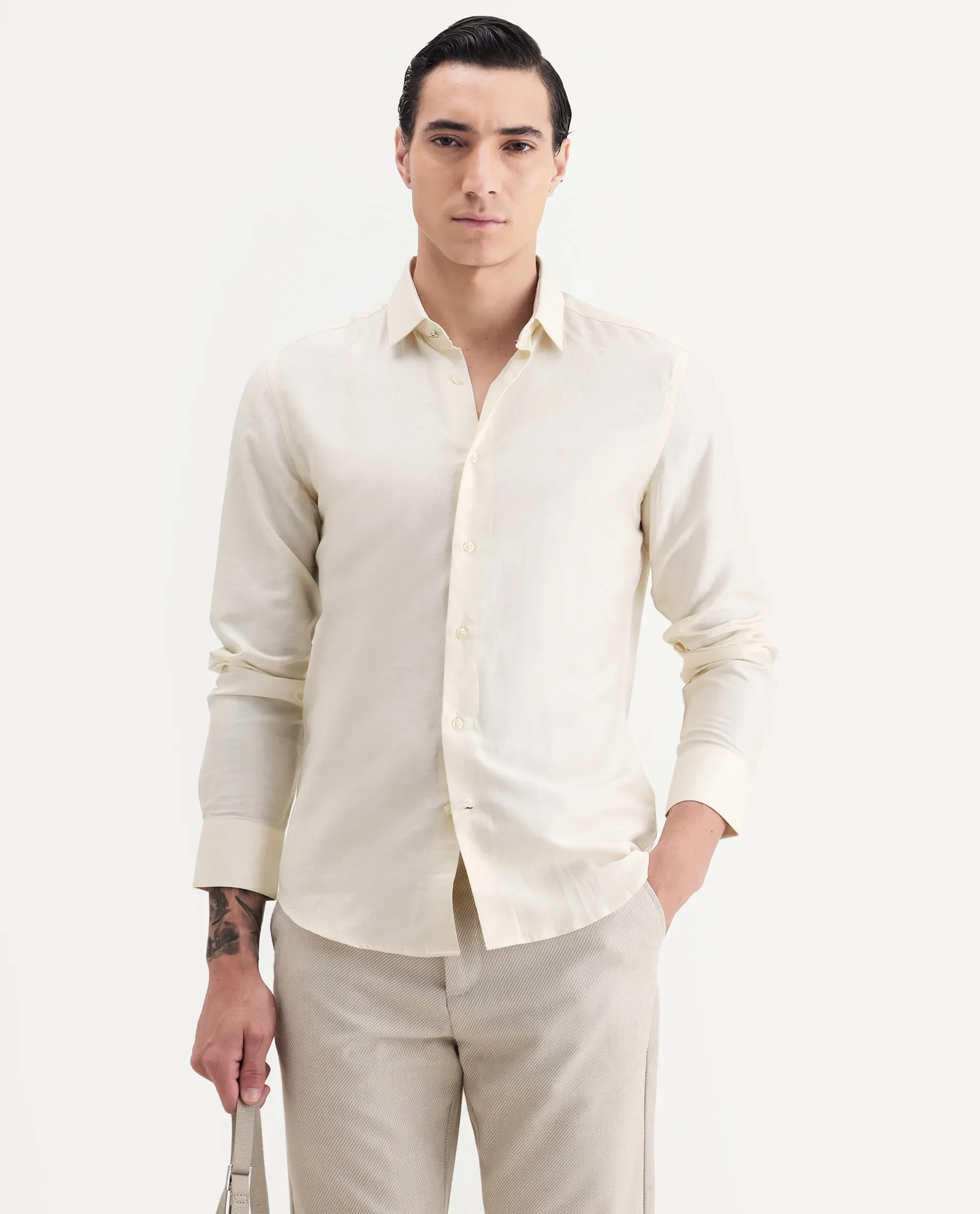 Rare Rabbit Men's Silken Pastel Yellow Linen Blend Plain Regular Fit Full Sleeve Collared Shirt