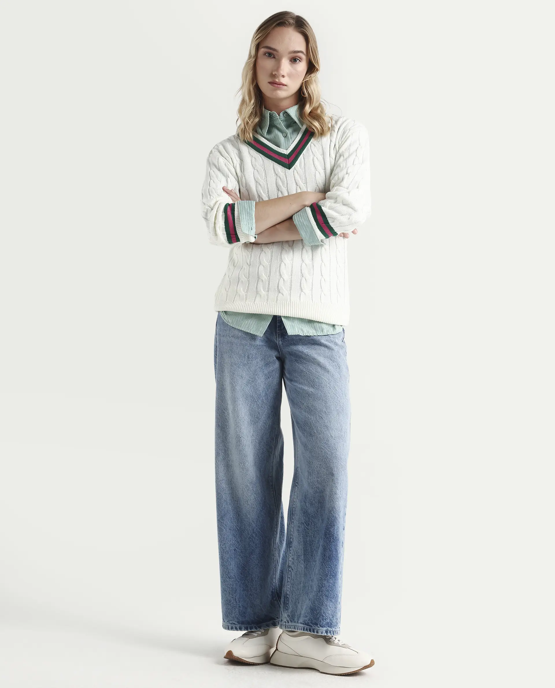 Rareism Women's Simaya Off White Acrylic V-Neck Plain Regular Fit Sweater - Image 2
