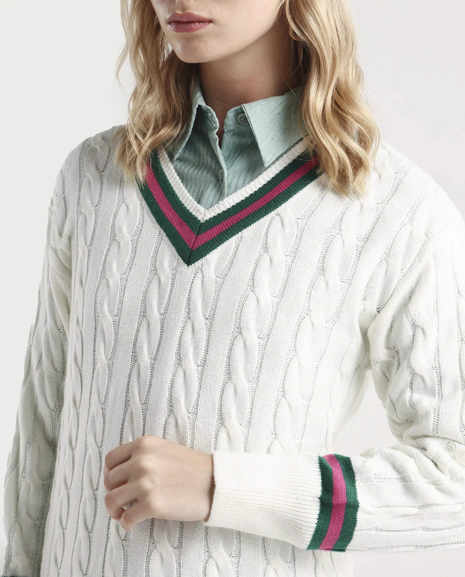 Rareism Women's Simaya Off White Acrylic V-Neck Plain Regular Fit Sweater - Image 3