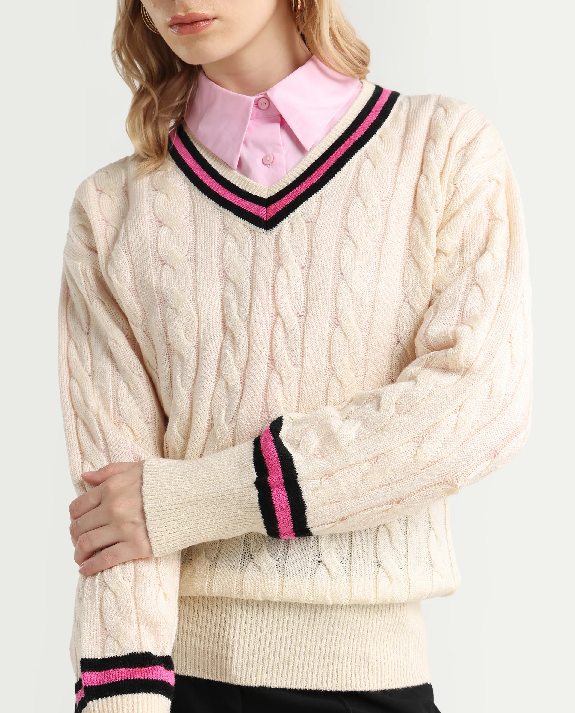 Rareism Women's Simayan Off White Cotton V-Neck Relaxed Fit Plain Sweater - Image 4