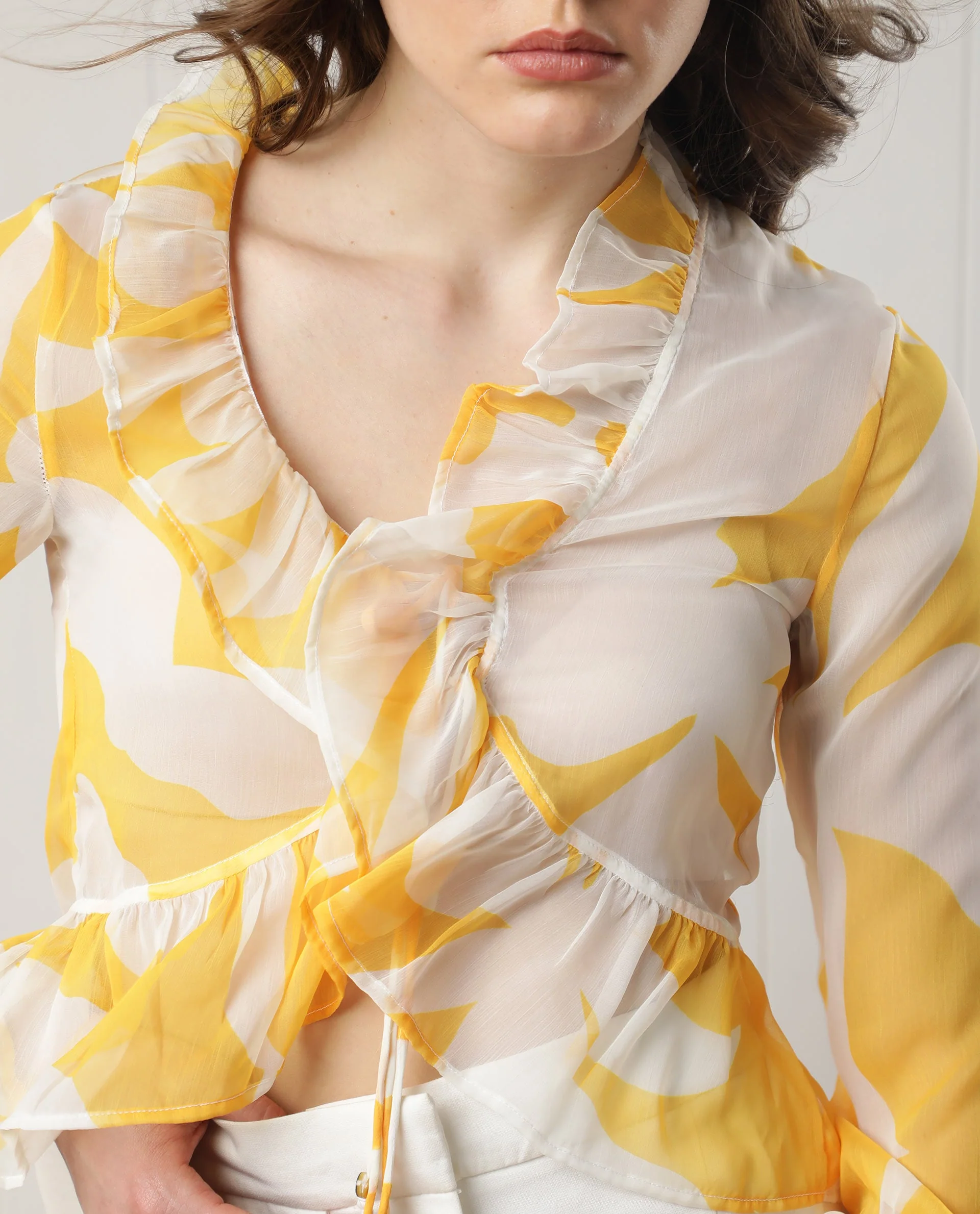 Rareism Women's Simone White Polyester V-Neck Floral Print Bell Sleeve Regular Fit Shrug - Image 2