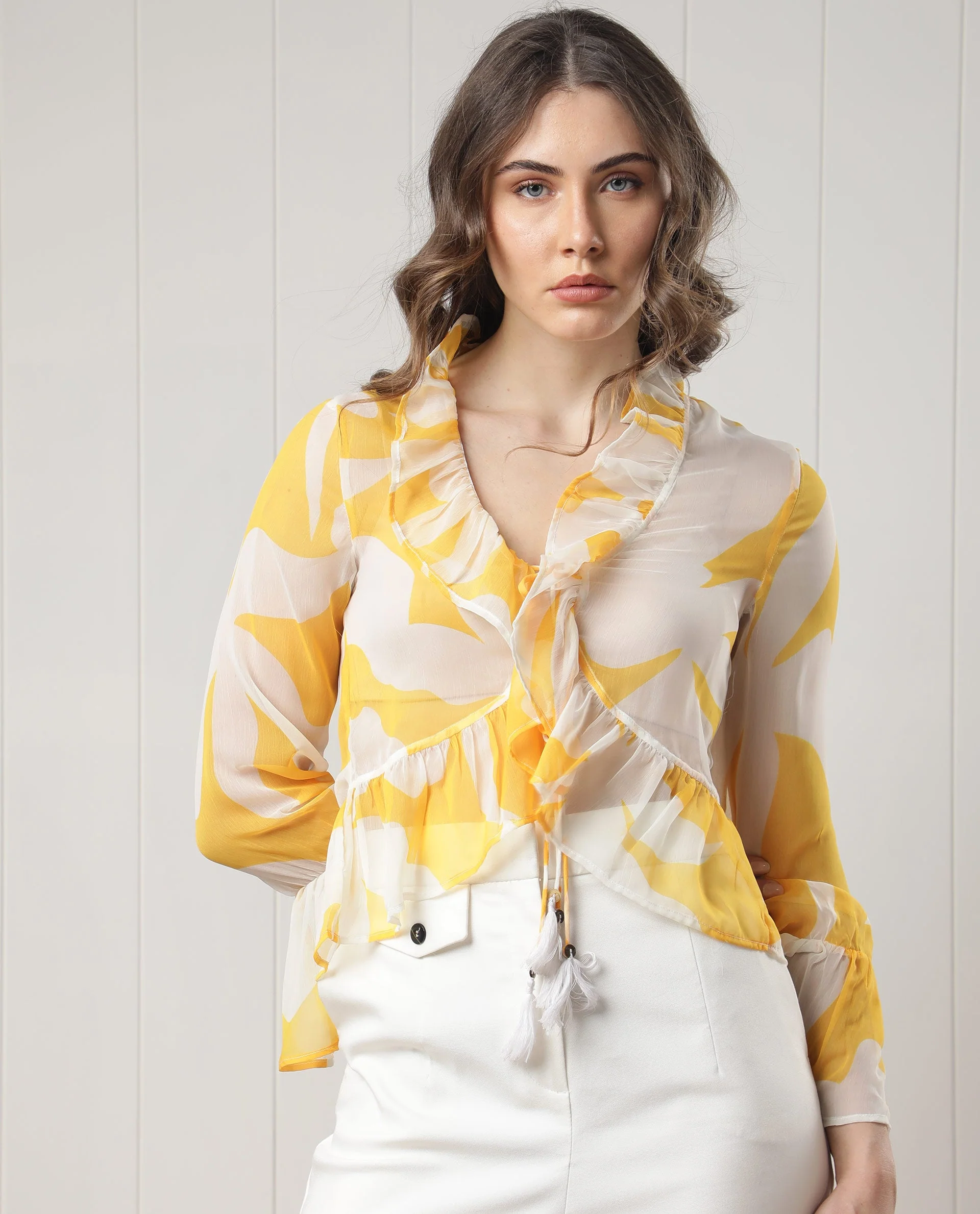 Rareism Women's Simone White Polyester V-Neck Floral Print Bell Sleeve Regular Fit Shrug - Image 4