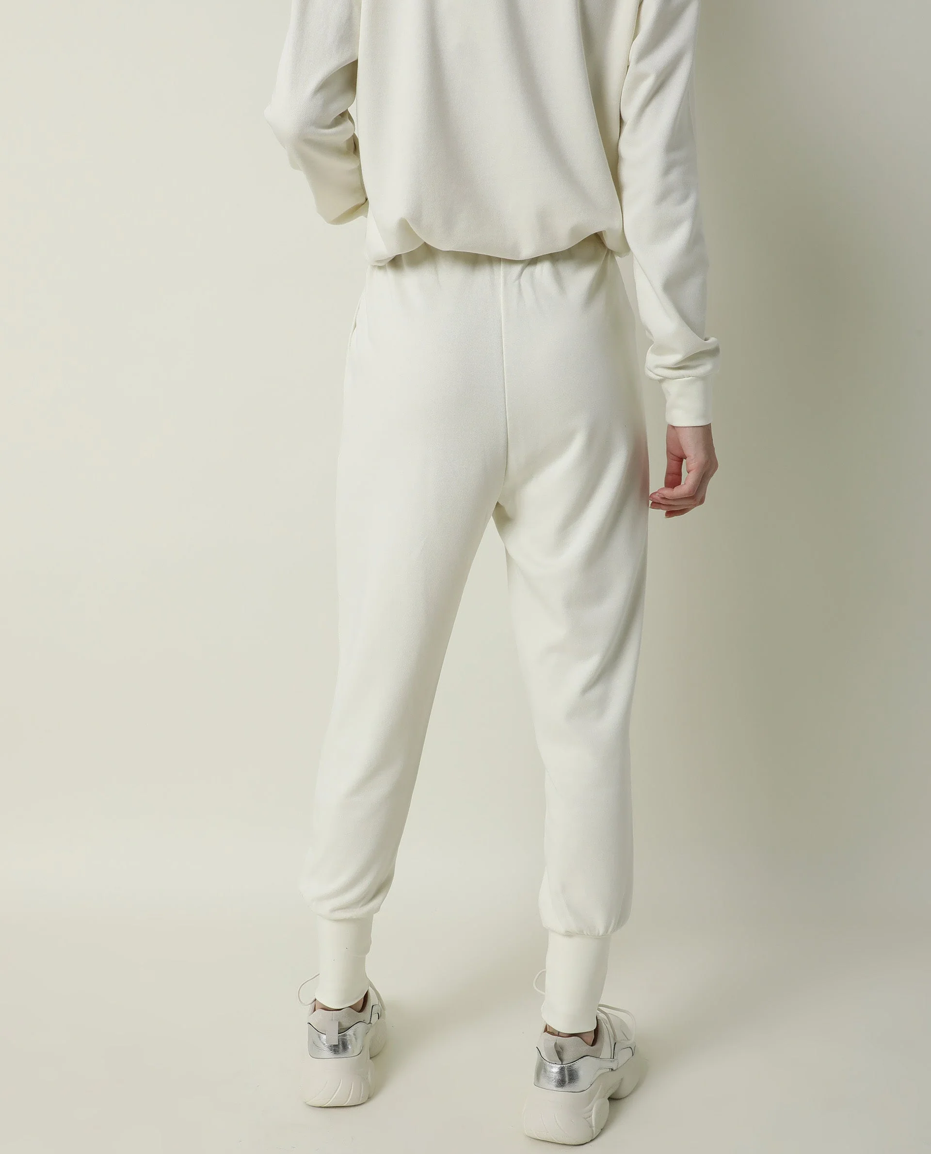 Rareism Women's Simp-1 Offwhite Polyester Blend Plain Ankle Length Tailored Track Pant - Image 7