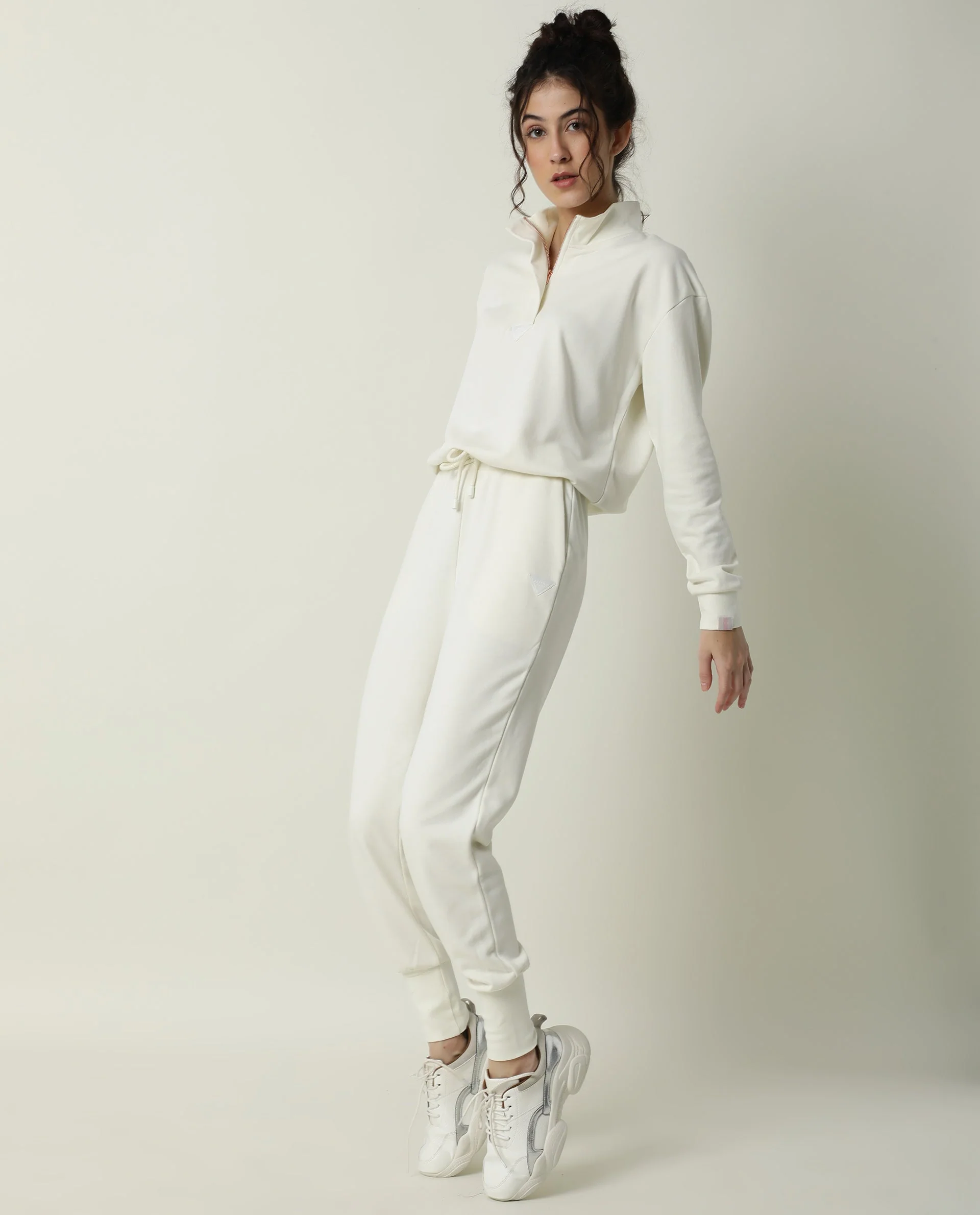 Rareism Women's Simp-1 Offwhite Polyester Blend Plain Ankle Length Tailored Track Pant - Image 8