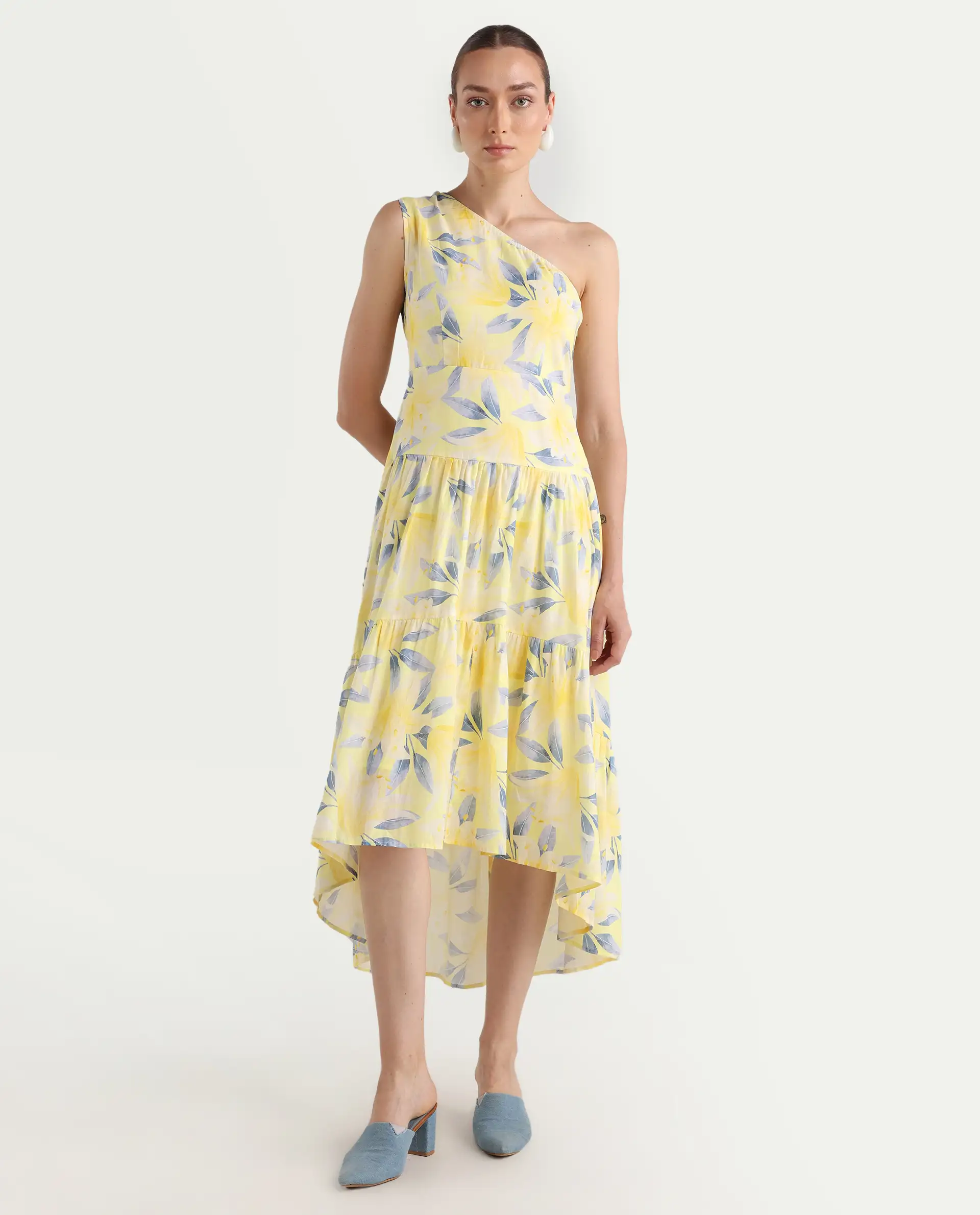 Rareism Women's Simplet Multi Cotton One Shoulder Floral Print One Shoulder Midi Fit And Flare Dress - Image 2