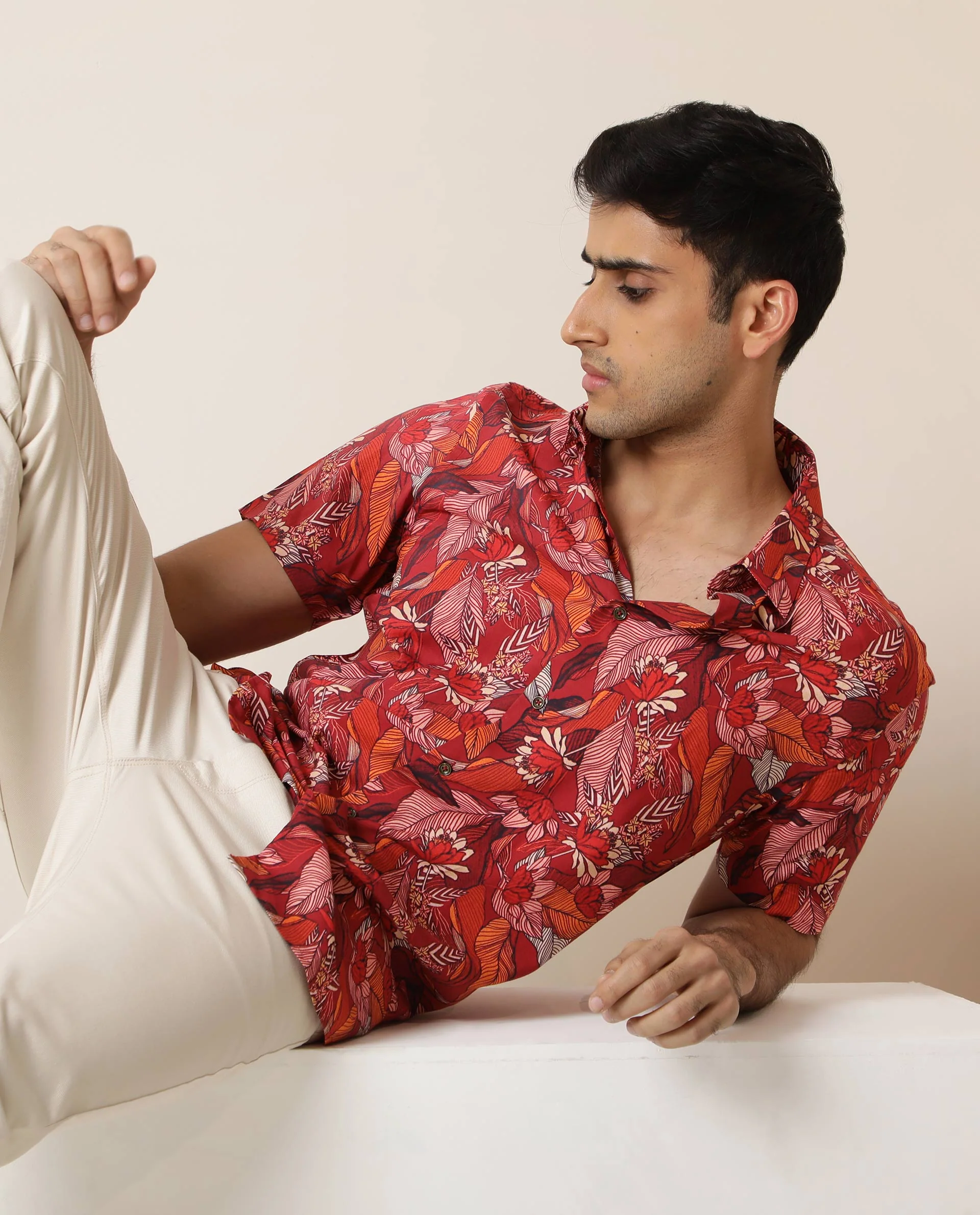 Rare Rabbit Men's Sinq Red Viscose Floral Print Regular Fit Half Sleeve Collared Shirt - Image 3