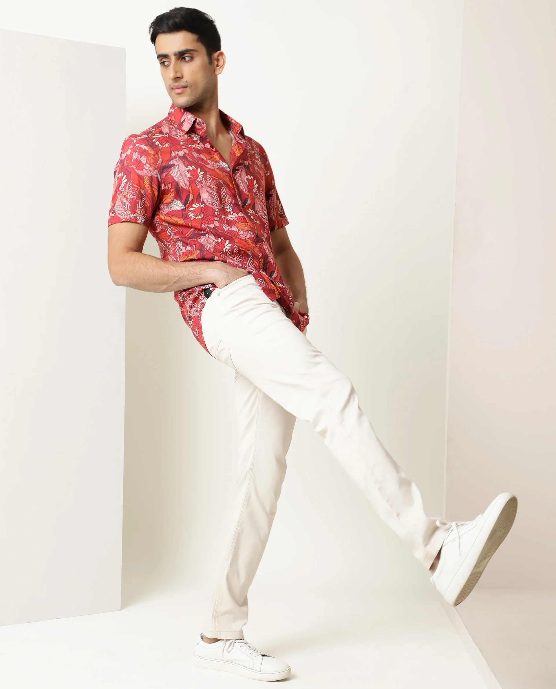 Rare Rabbit Men's Sinq Red Viscose Floral Print Regular Fit Half Sleeve Collared Shirt - Image 9