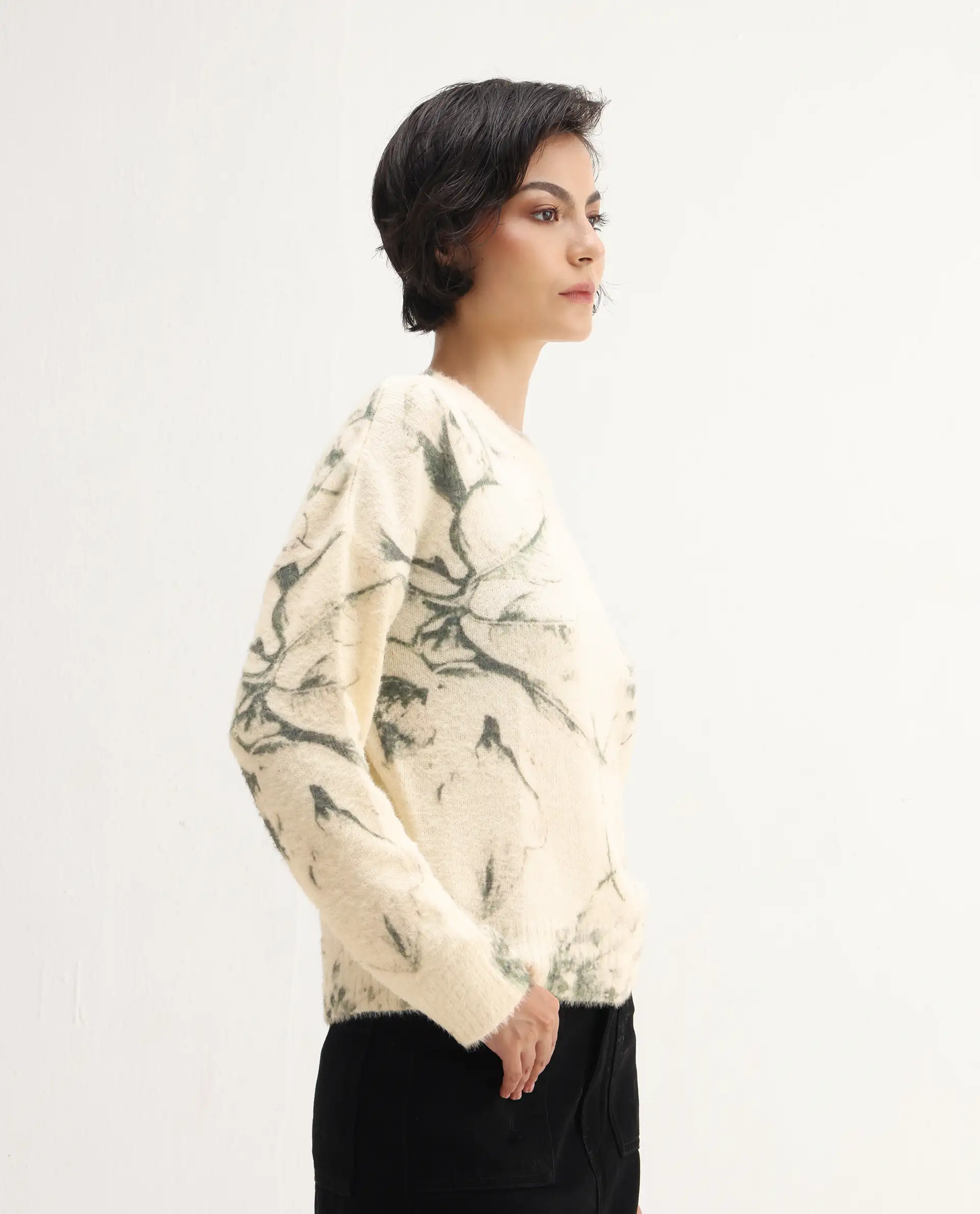 Rareism Women's Siriam Light Multi Acrylic Blend Crew Neck Relaxed Fit Sweater - Image 6