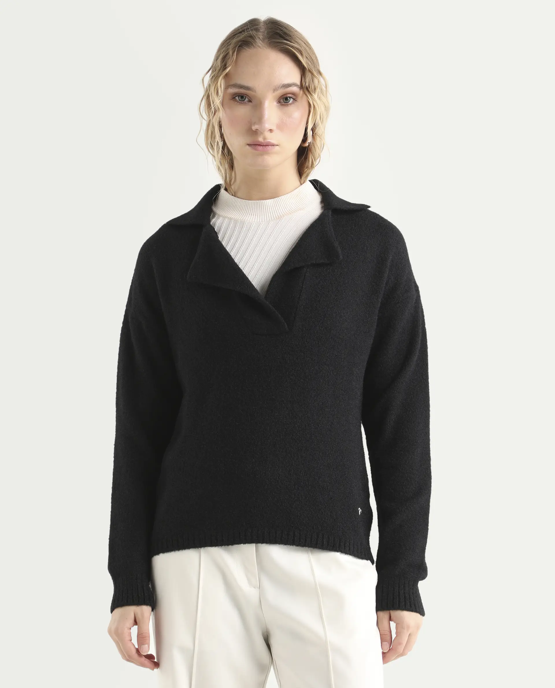 Rareism Women's Sirnak Black Acrylic Spread Collar Plain Relaxed Fit Sweater - Image 3