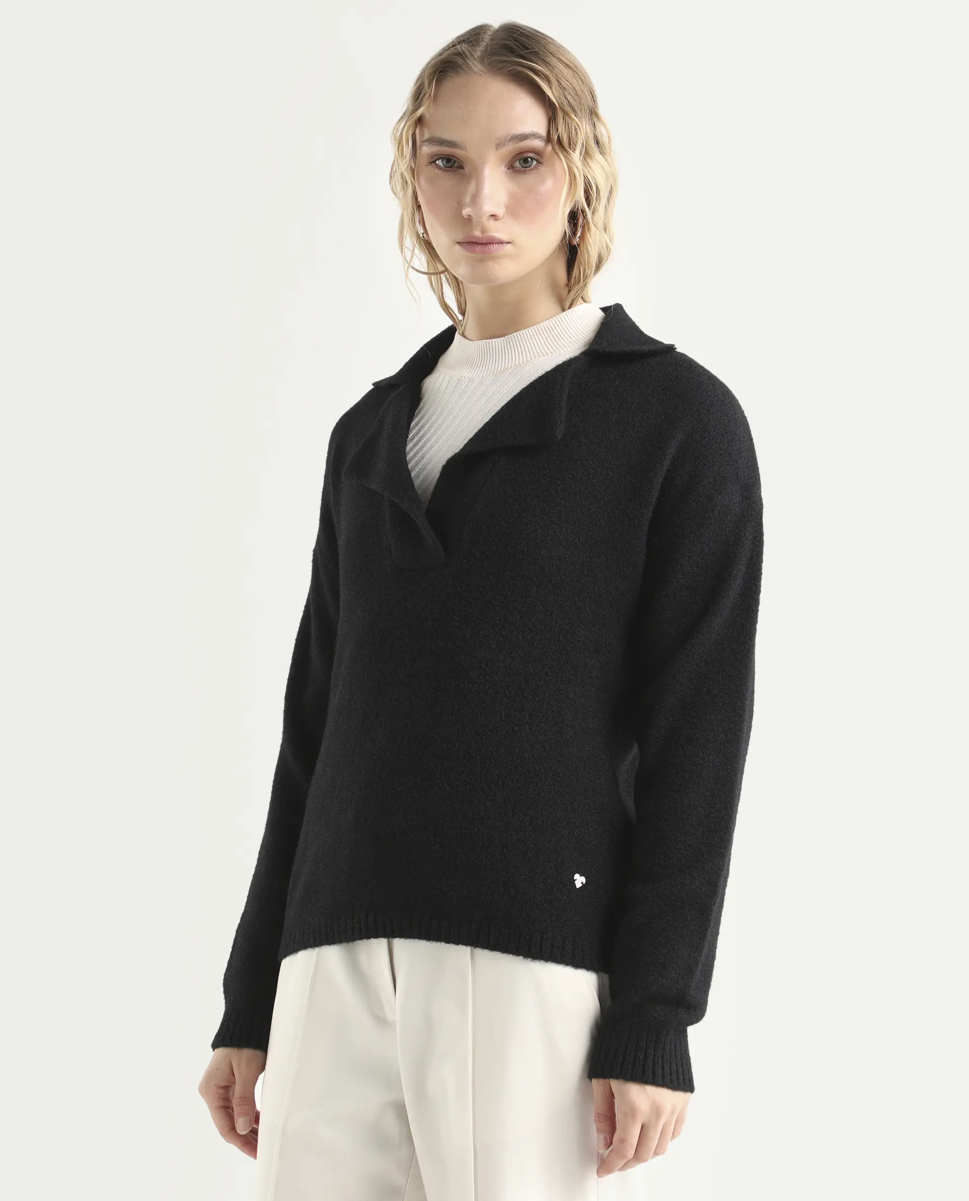 Rareism Women's Sirnak Black Acrylic Spread Collar Plain Relaxed Fit Sweater - Image 5
