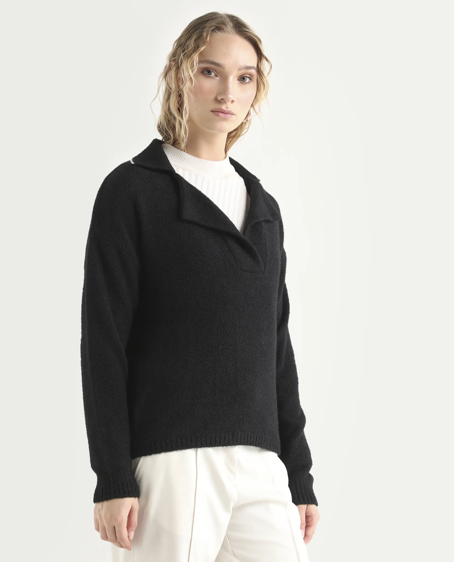 Rareism Women's Sirnak Black Acrylic Spread Collar Plain Relaxed Fit Sweater - Image 6
