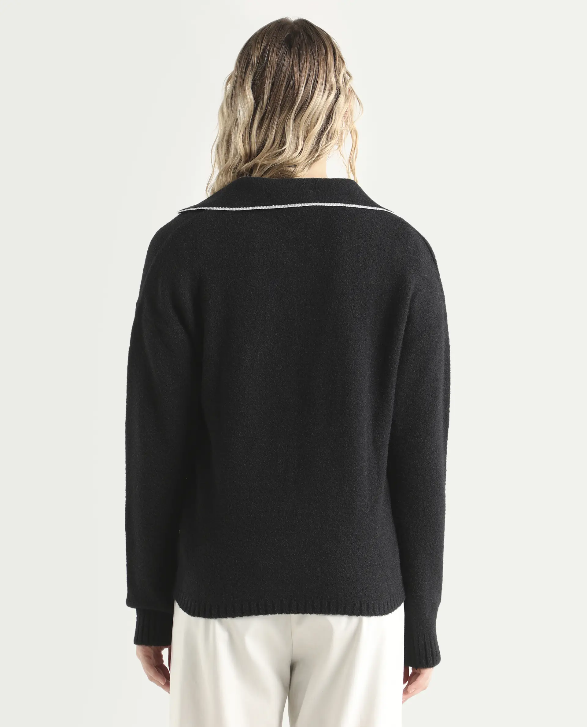 Rareism Women's Sirnak Black Acrylic Spread Collar Plain Relaxed Fit Sweater - Image 7