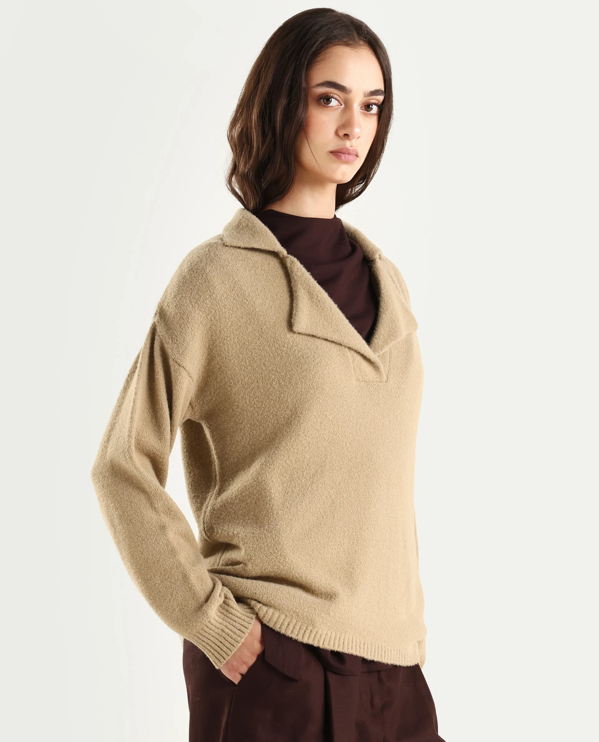 Rareism Women's Sirnako Light Beige Acrylic Spread Collar Relaxed Fit Plain Sweater - Image 6