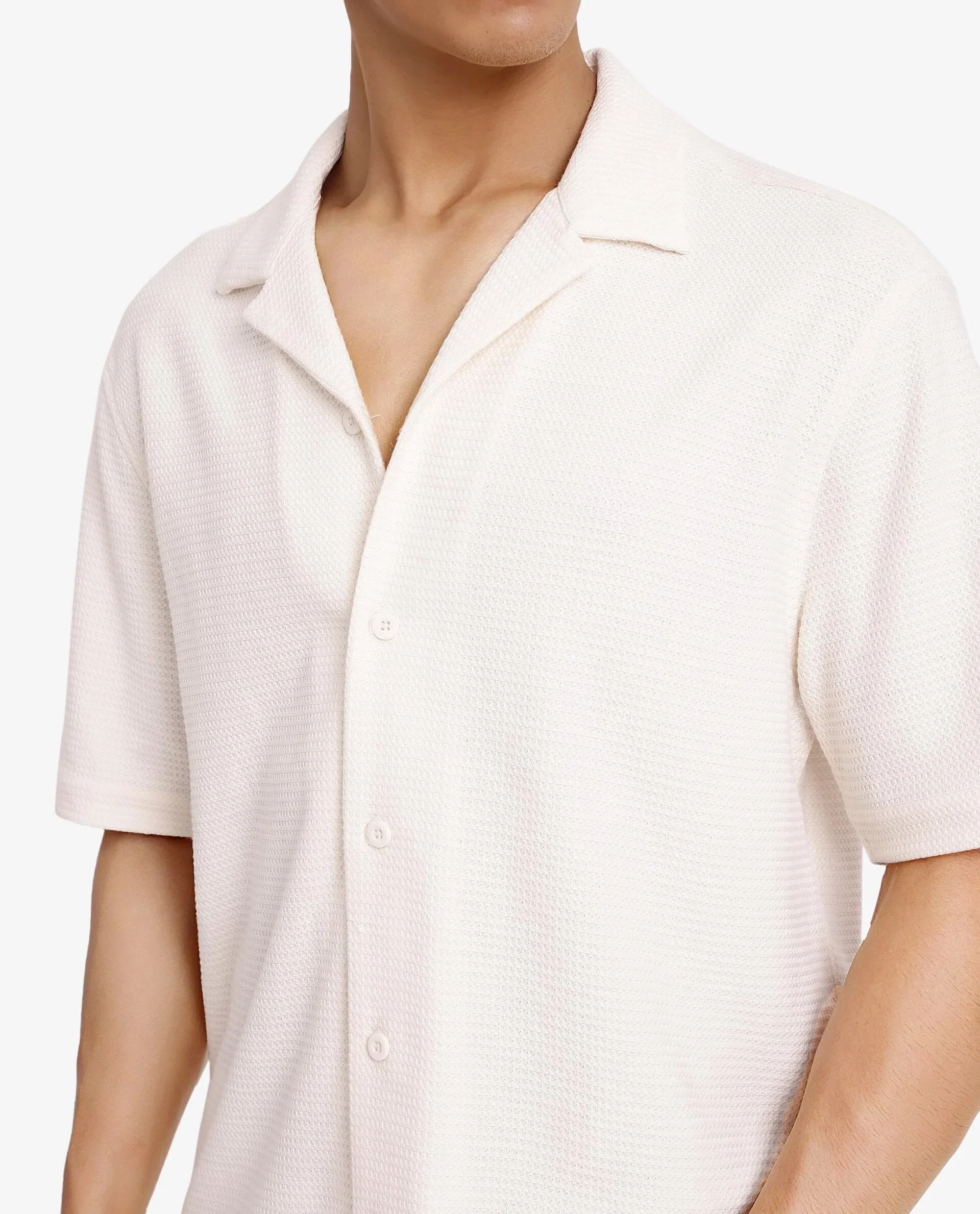 Rare Rabbit Men's Site Ss Off White Cotton Plain Boxy Fit Half Sleeve Cuban Collar Shirt - Image 4
