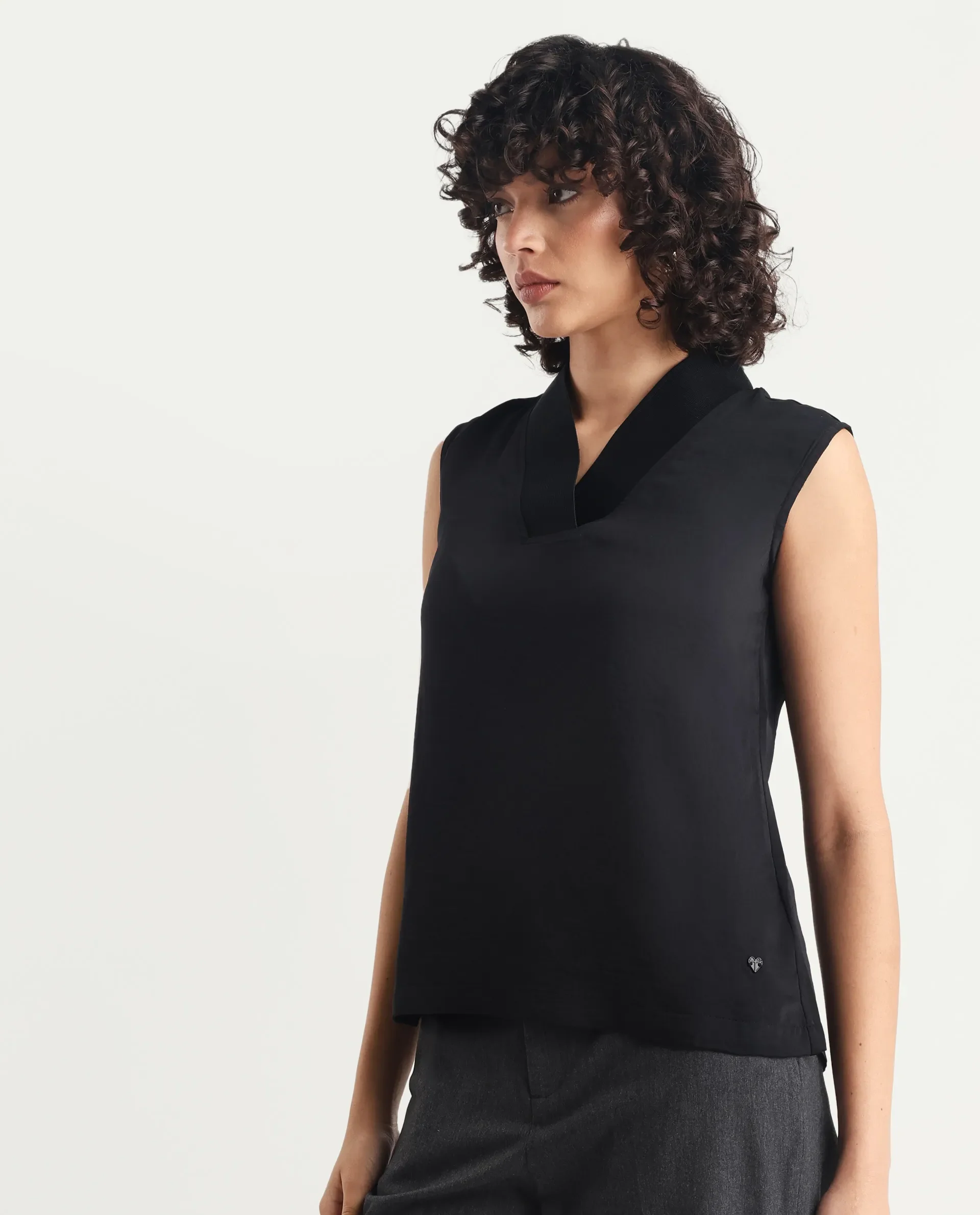 Rareism Women's Siyar Black Satin V-Neck Plain Sleeveless Regular Fit Top - Image 5