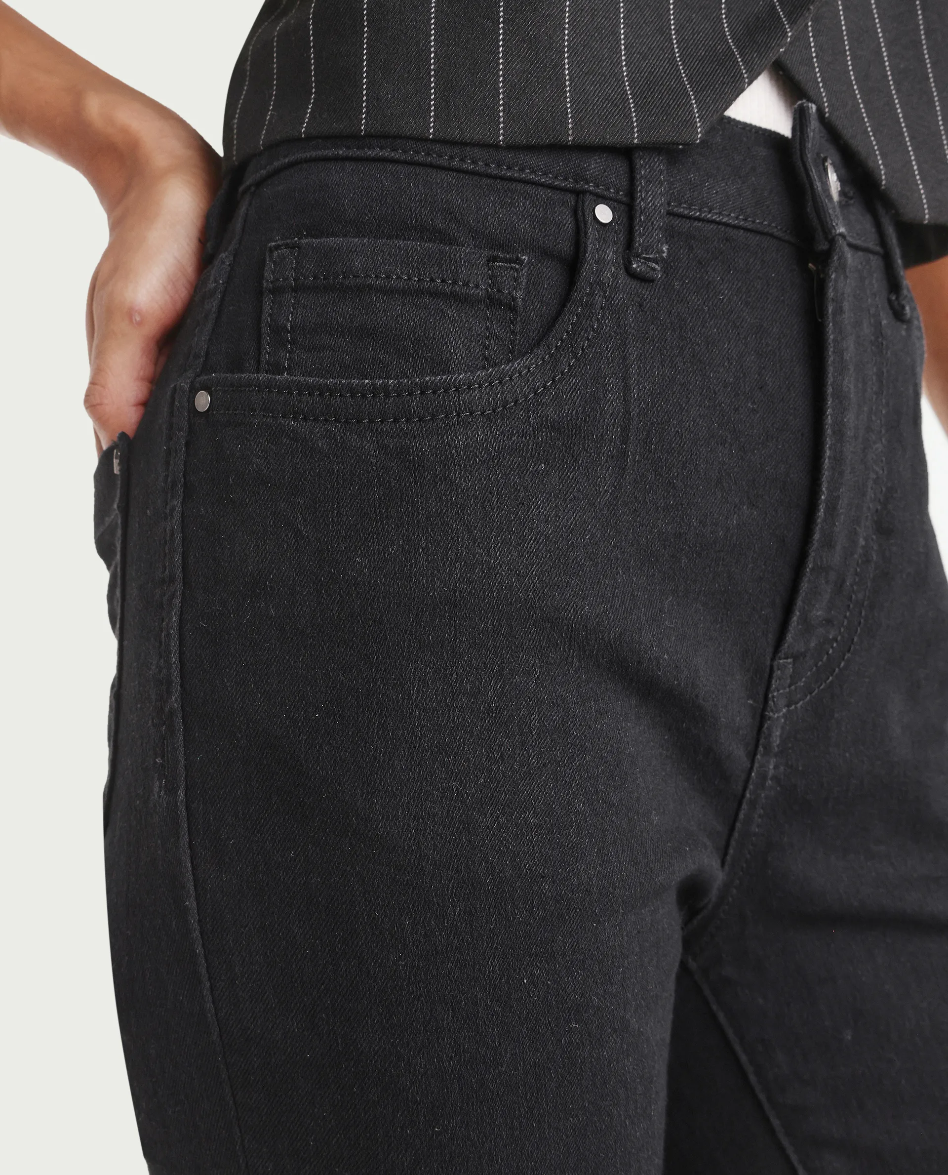 Rareism Women's Skenyob Black Cotton Blend Skinny Fit Plain Jeans - Image 4
