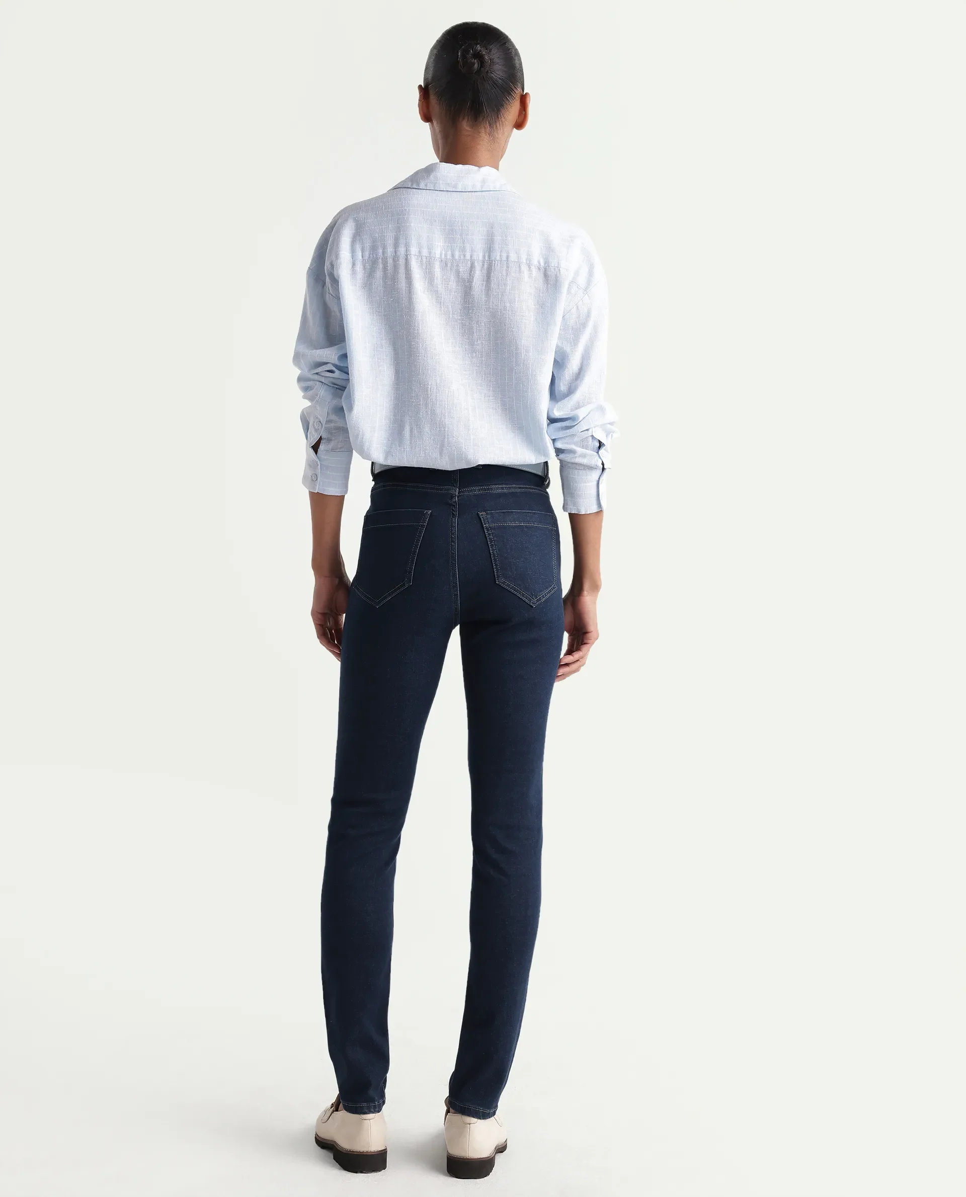 Rareism Women's Skenyom Blue Cotton Blend Skinny Fit Plain Jeans - Image 7