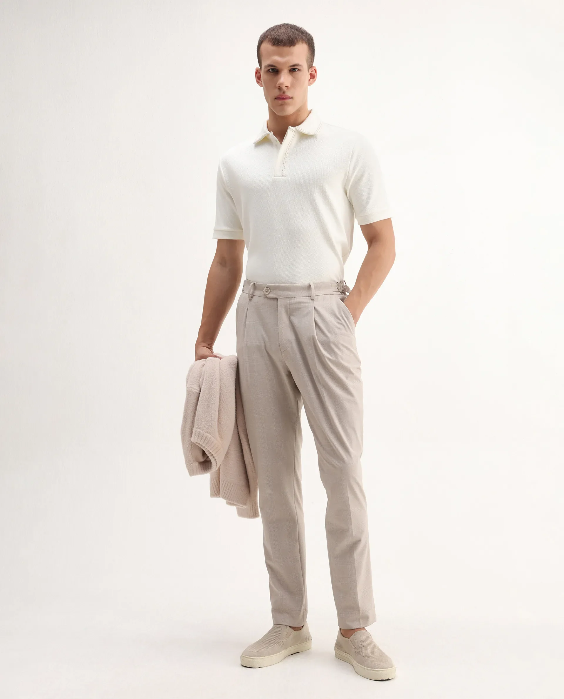 Rare Rabbit Men's Skowl Off White Polyester Blend Plain Regular Fit Half Sleeve Polo - Image 2