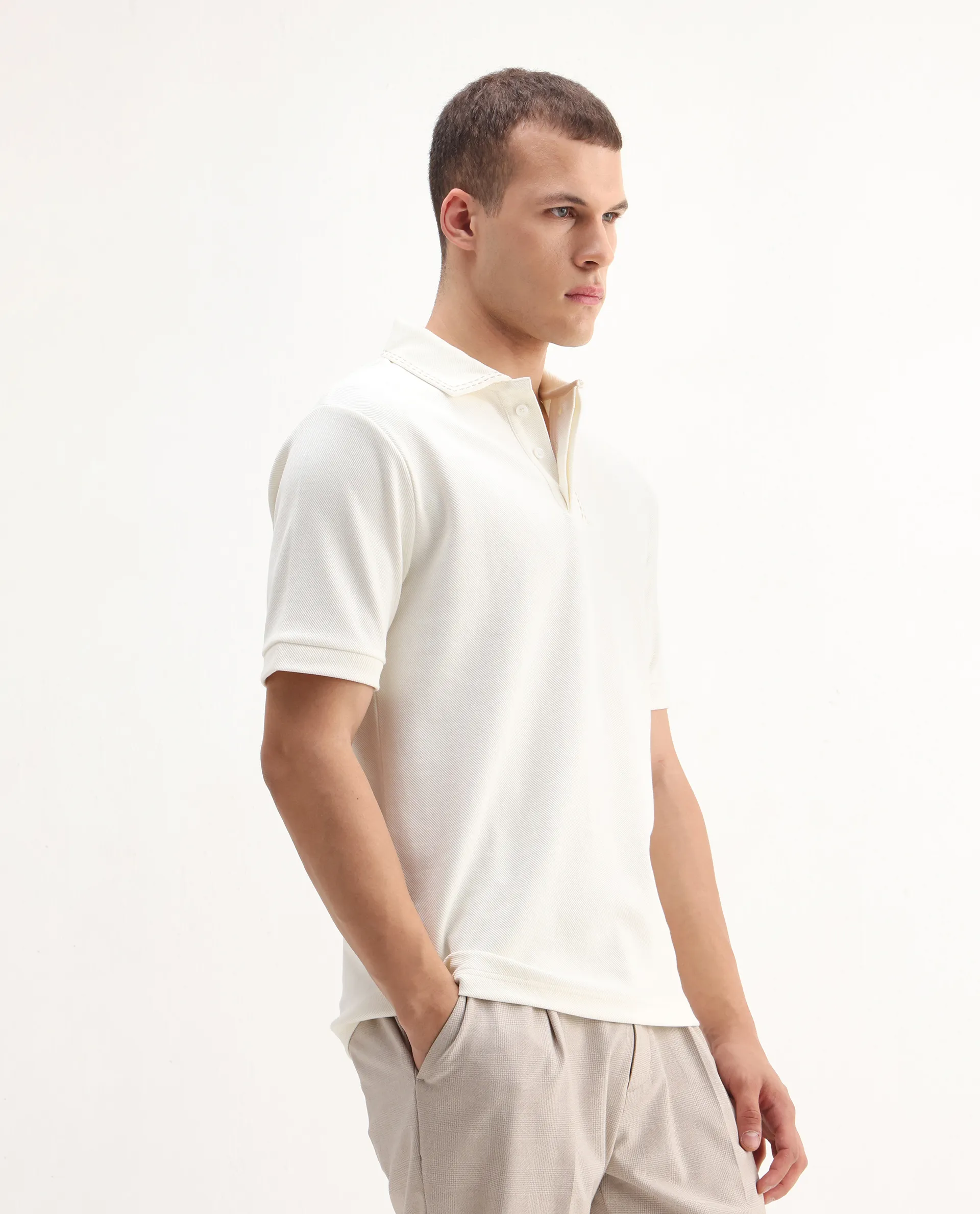 Rare Rabbit Men's Skowl Off White Polyester Blend Plain Regular Fit Half Sleeve Polo - Image 4