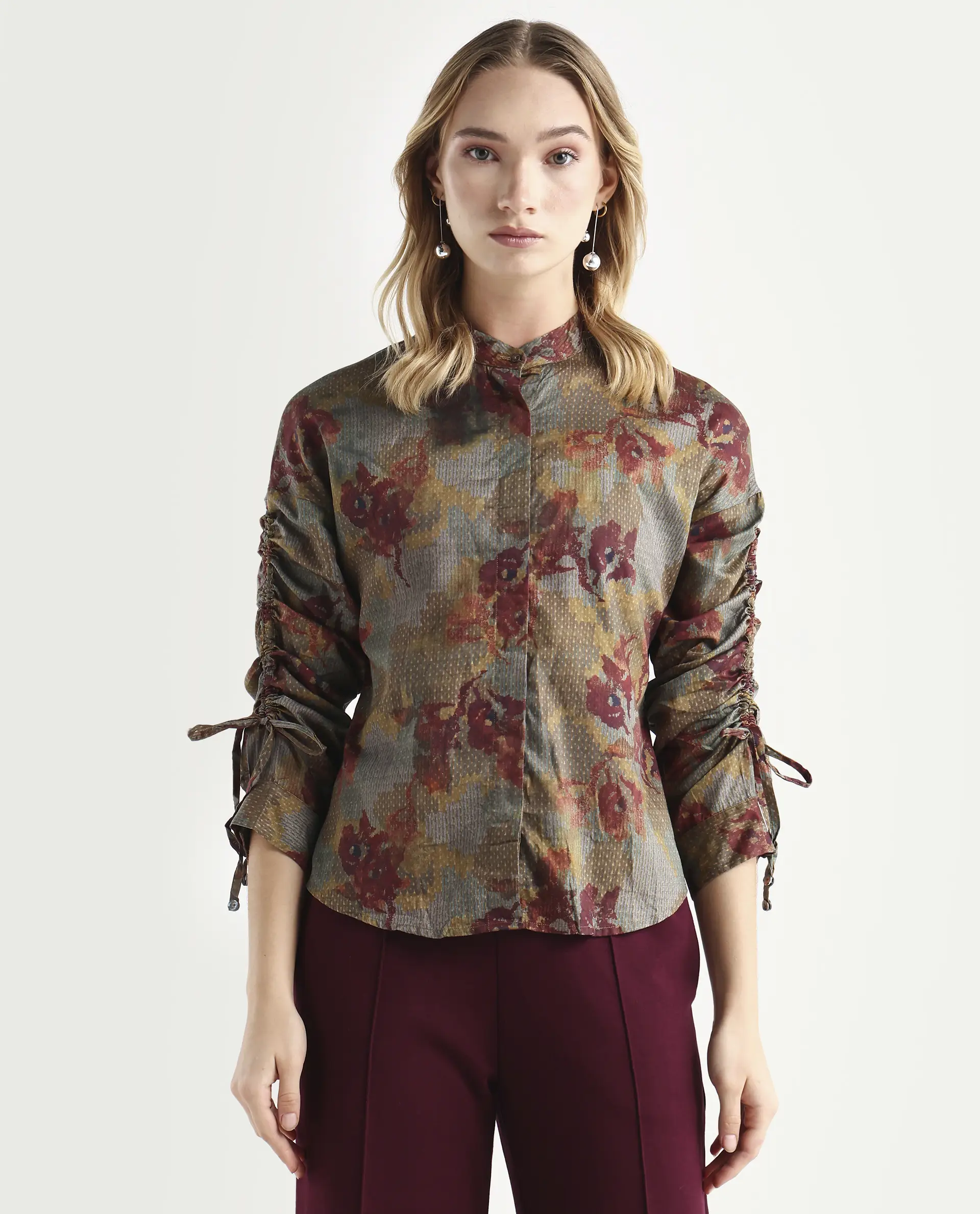 Rareism Women's Skyla Olive Cotton Mandarin Collar Floral Print Regular Fit Top - Image 4